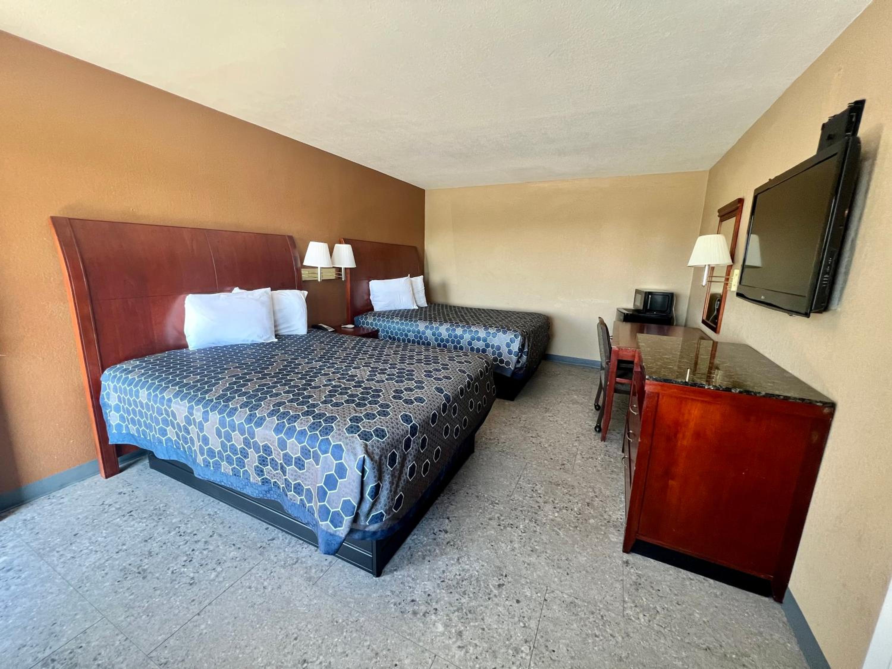 Double Room - Photo 1