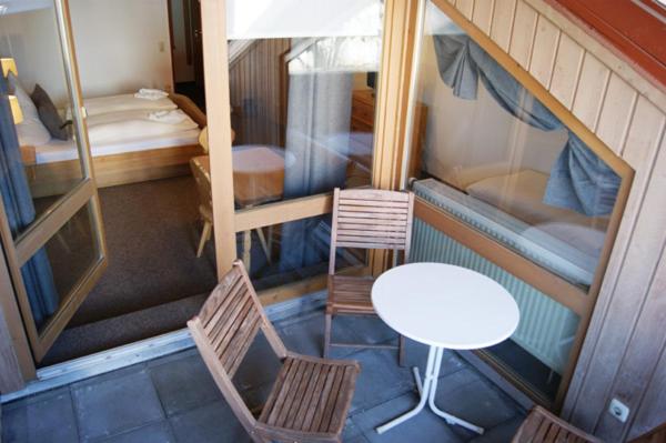 Double Room with Balcony photo 3