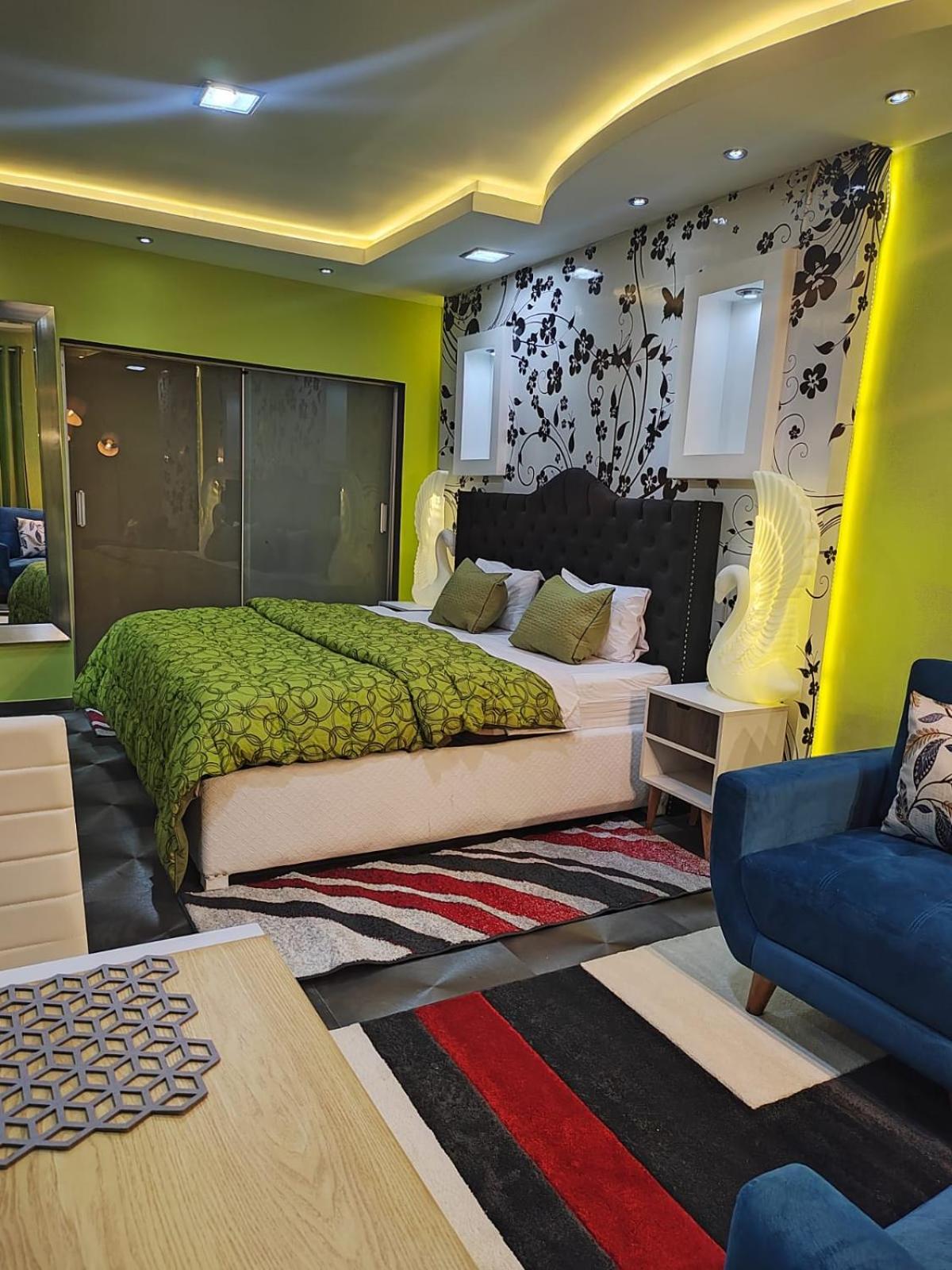 Executive Suite photo 2