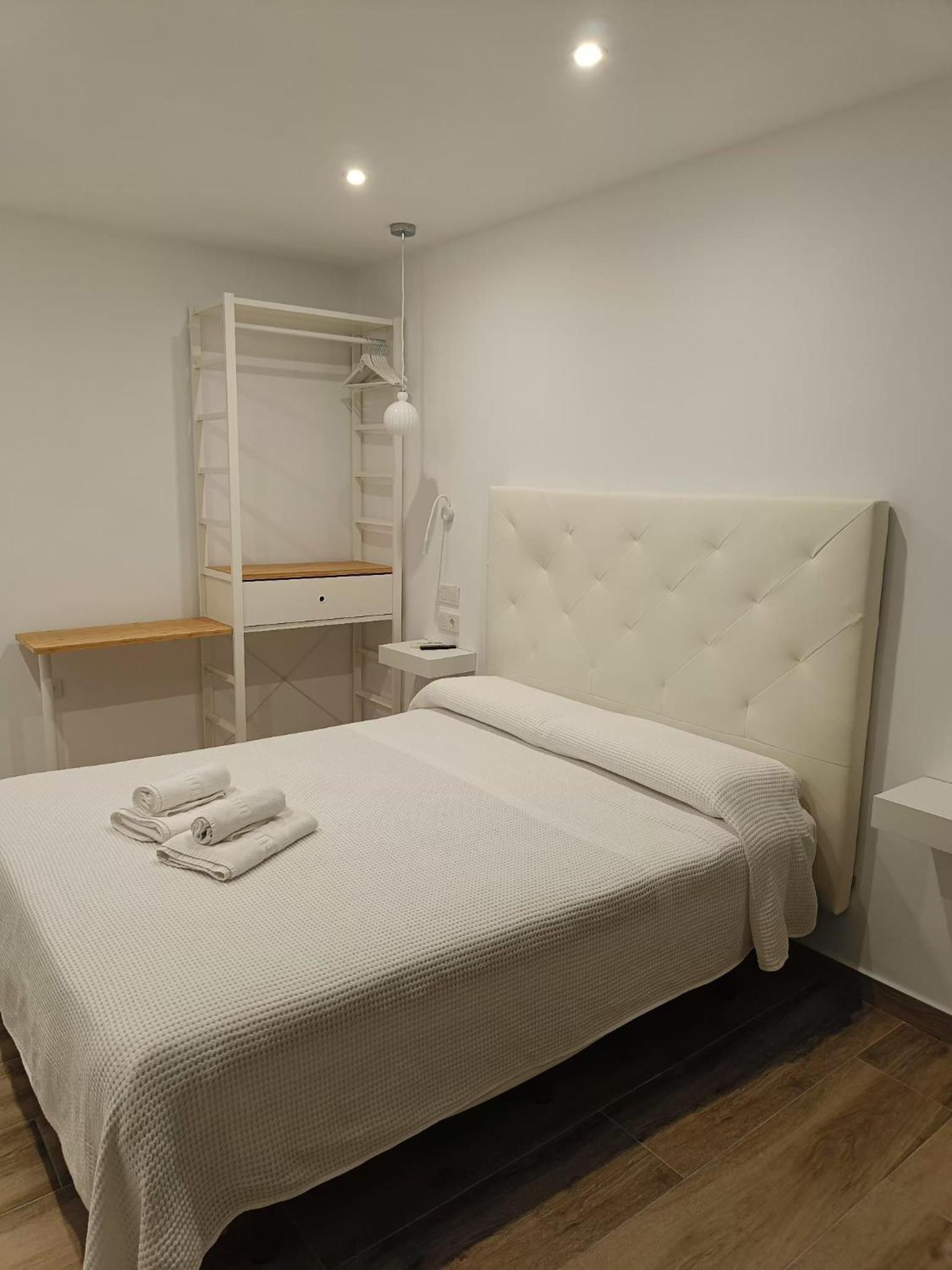 Double Room - Photo 33
