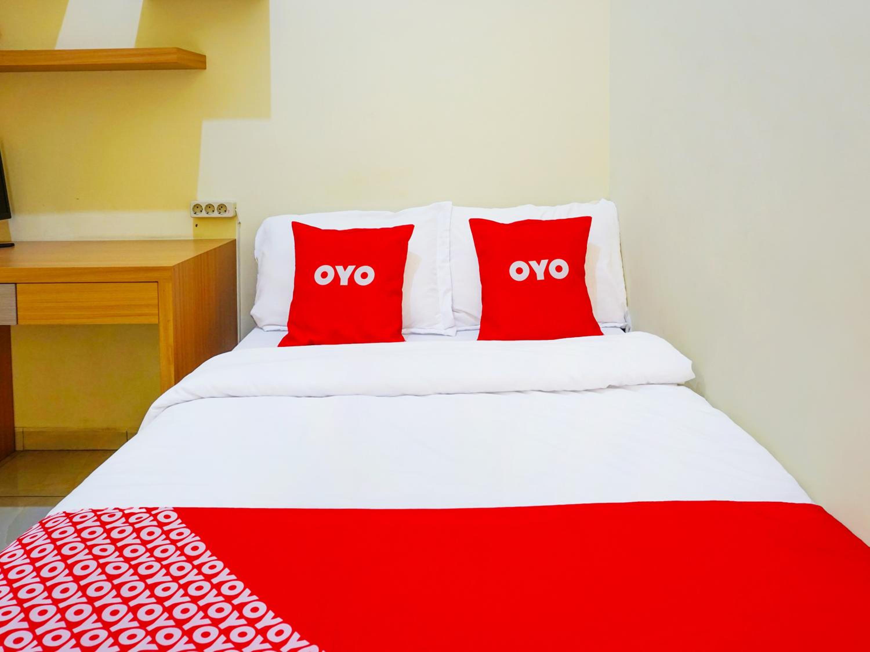 Deluxe Double Room - Photo 15