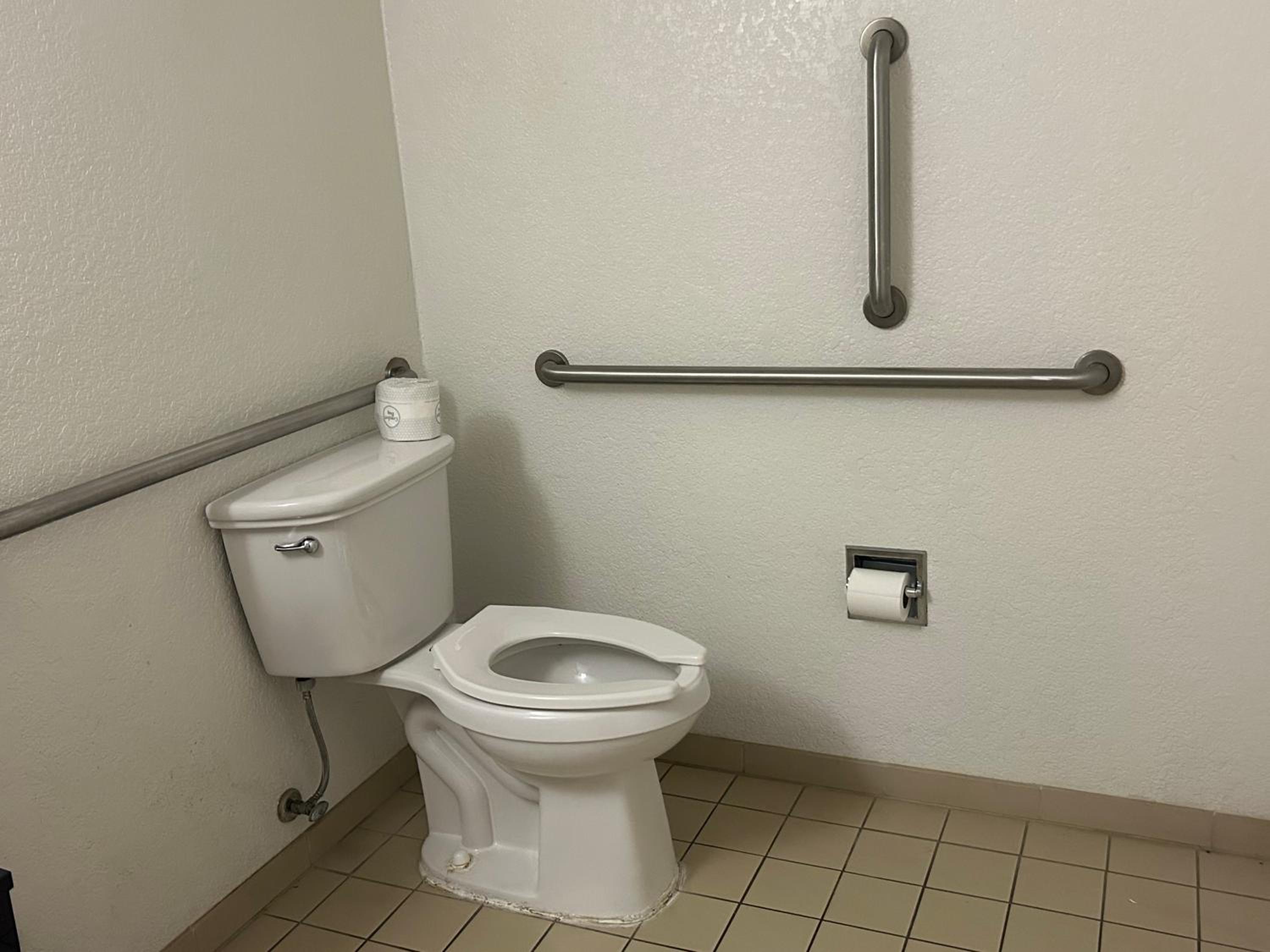 King Room - Non-Smoking