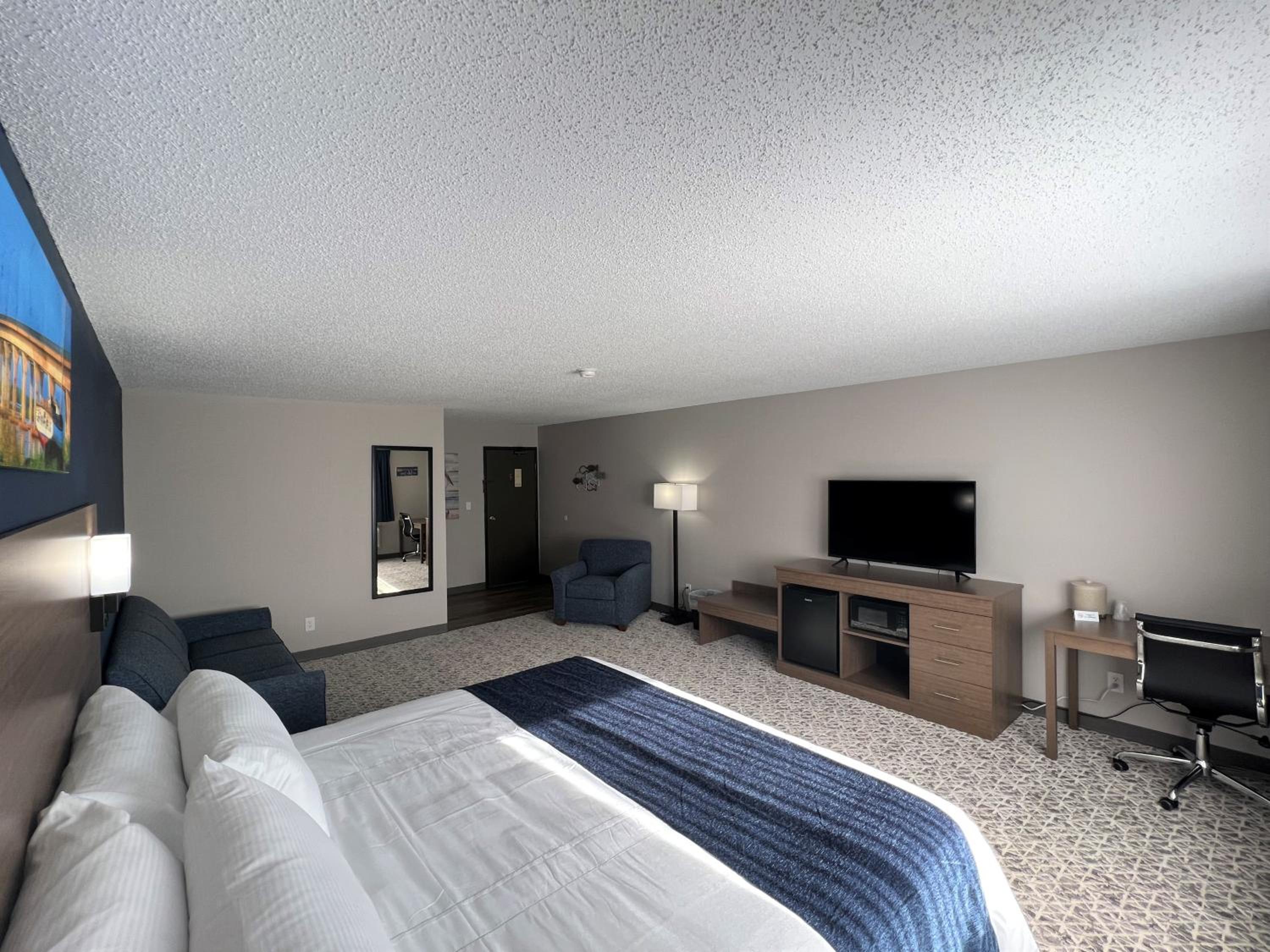 Executive Suite photo 2