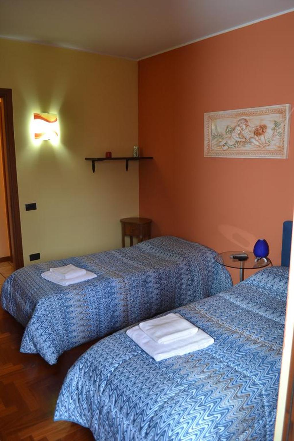 Twin Room with Private Bathroom