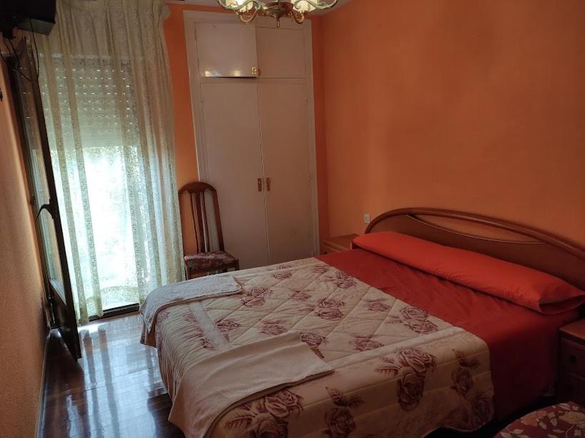 Apartamento con Balcón