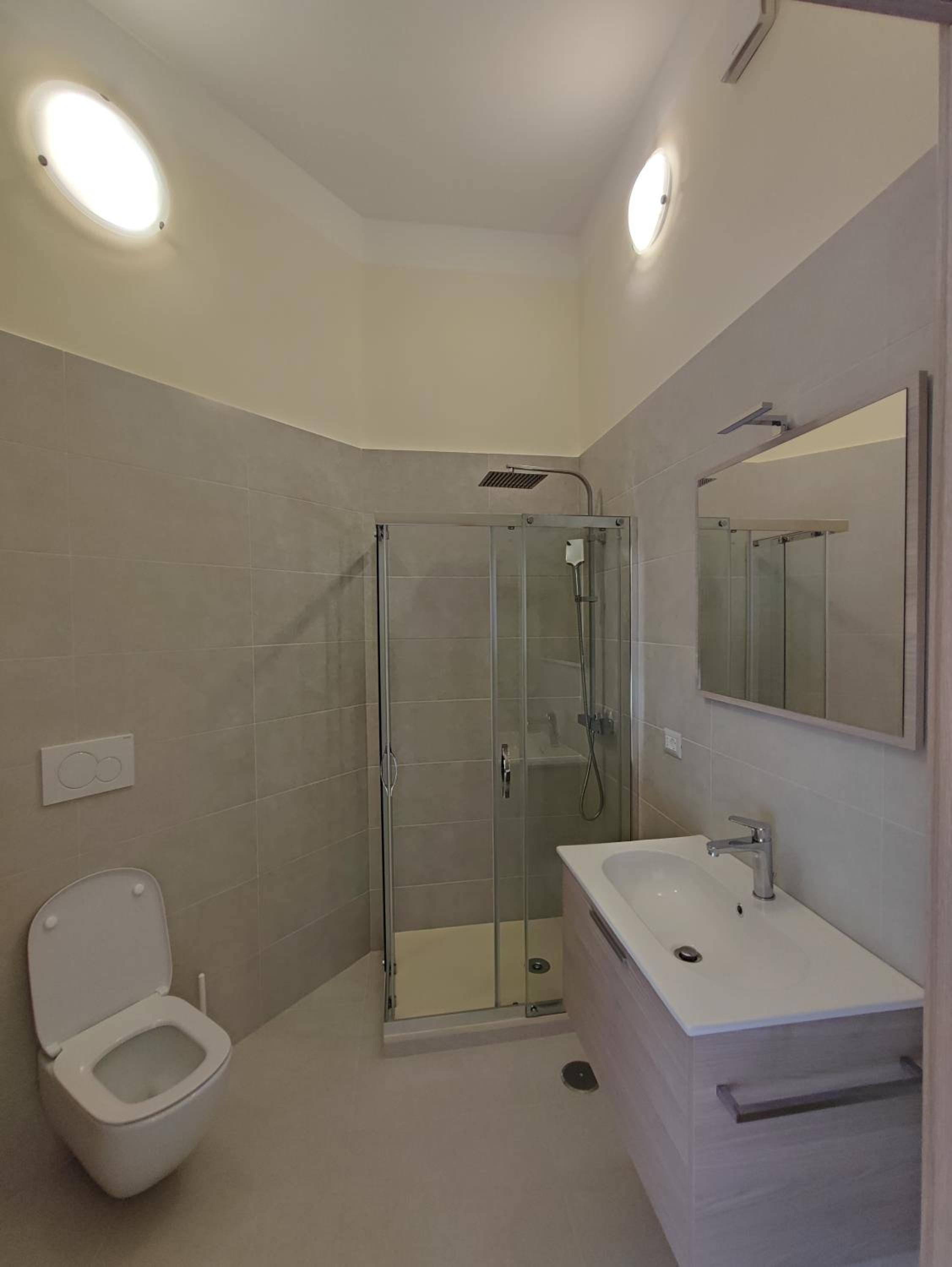 One-Bedroom Apartment - Photo 10