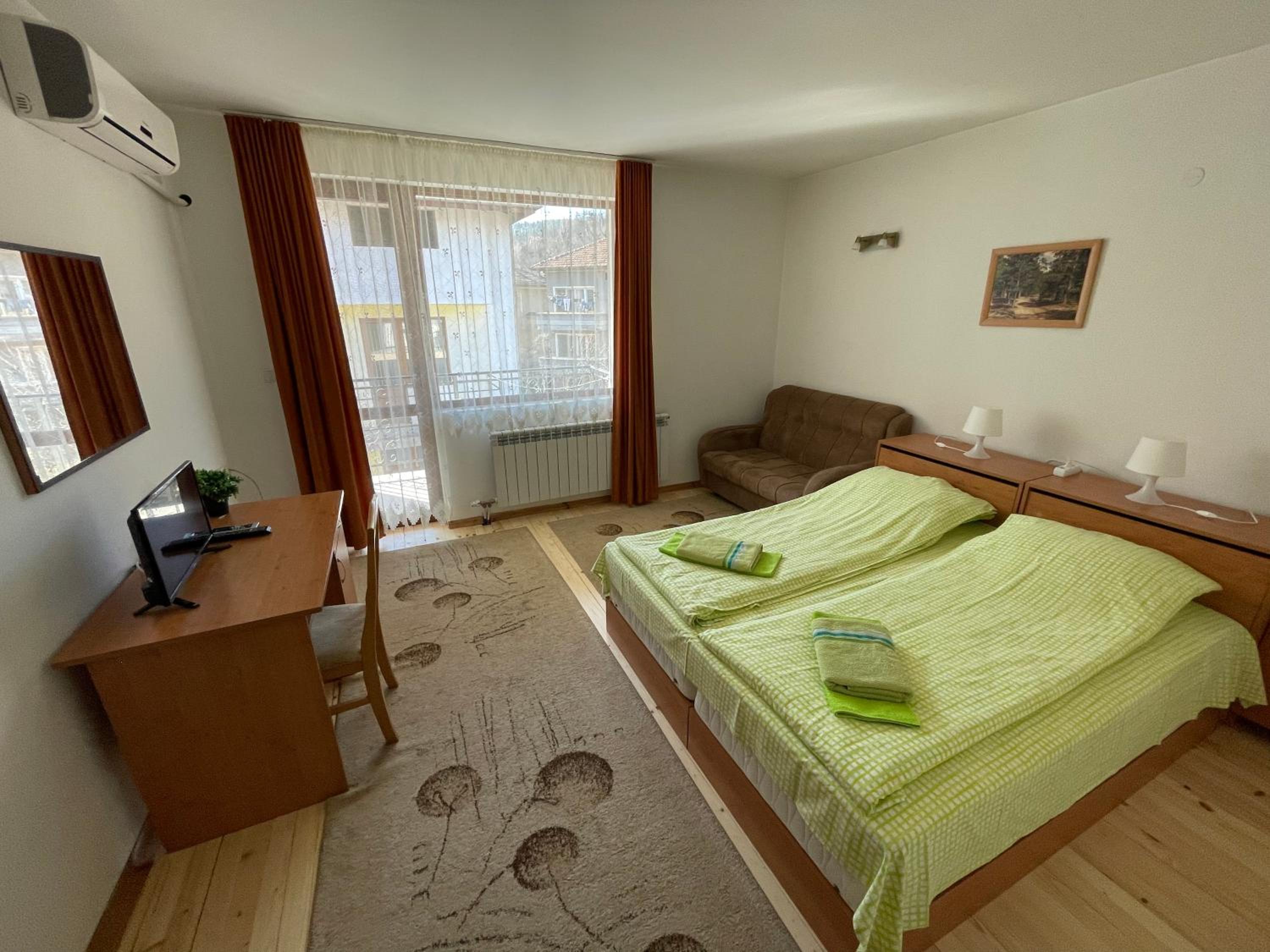Double Room with Balcony or Loggia - Photo 1