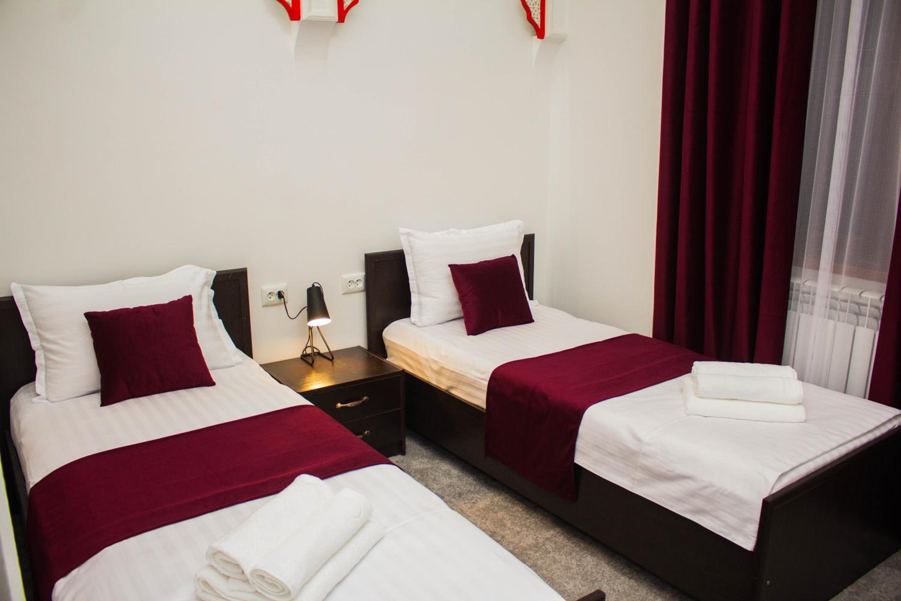 Deluxe Twin Room photo 2