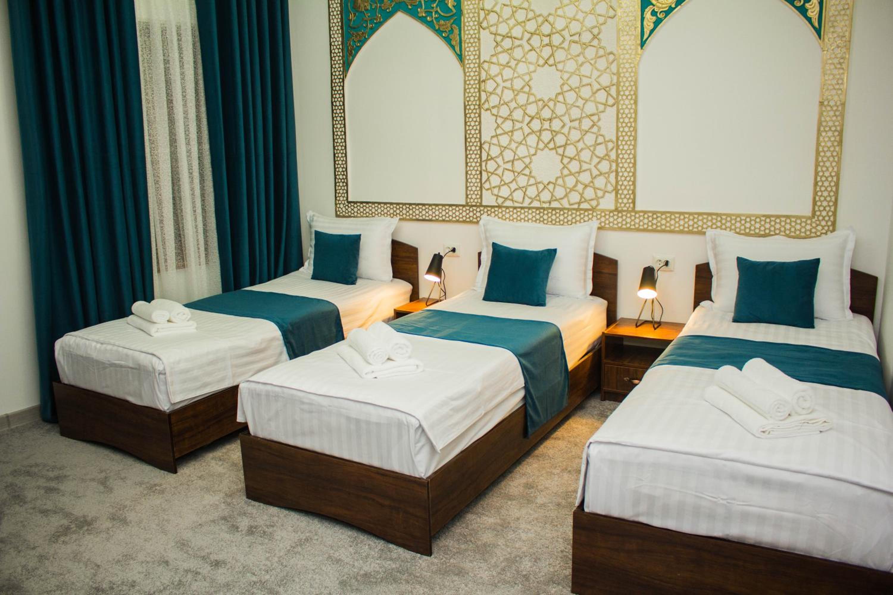 Deluxe Triple Room photo 3