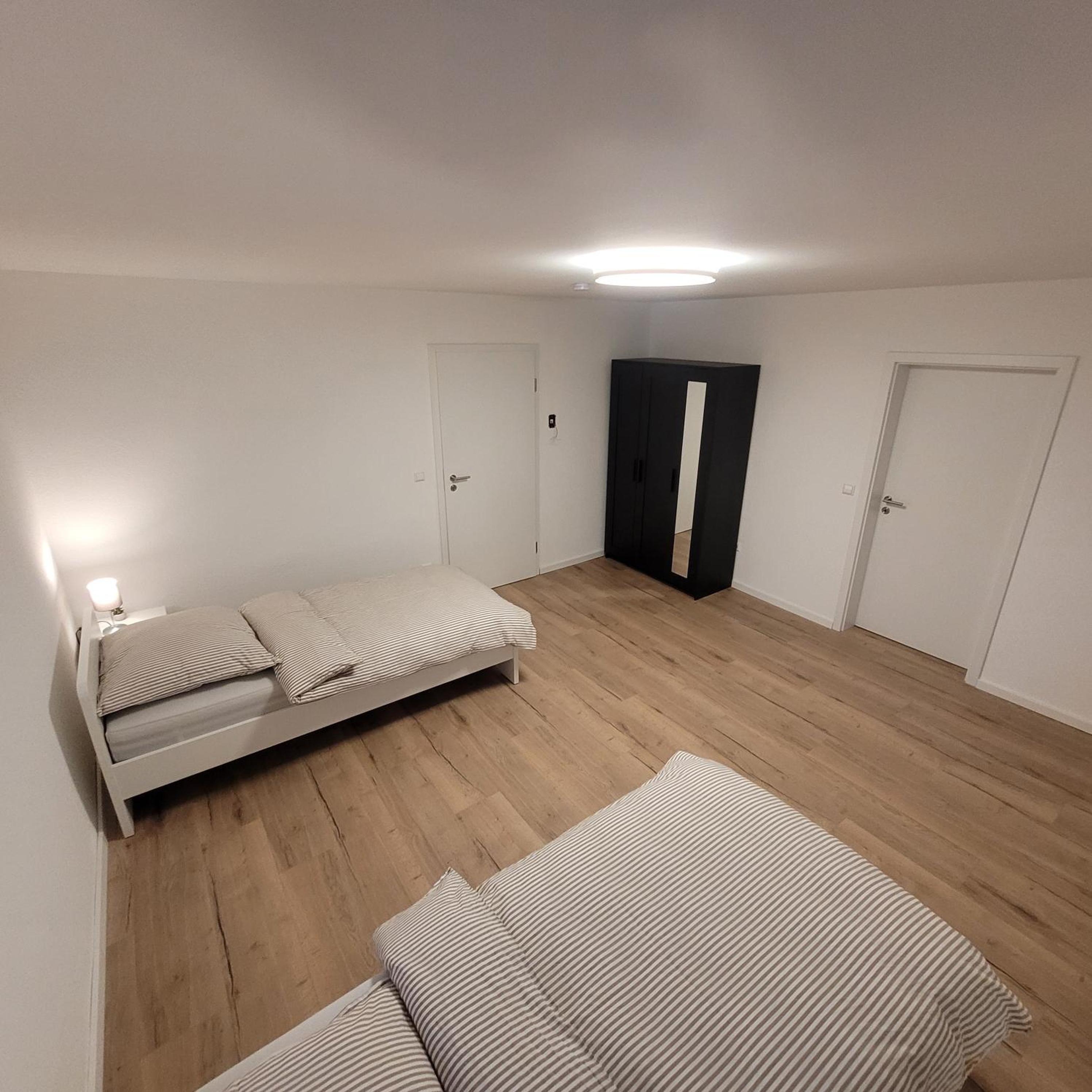 Large Twin Room photo 2