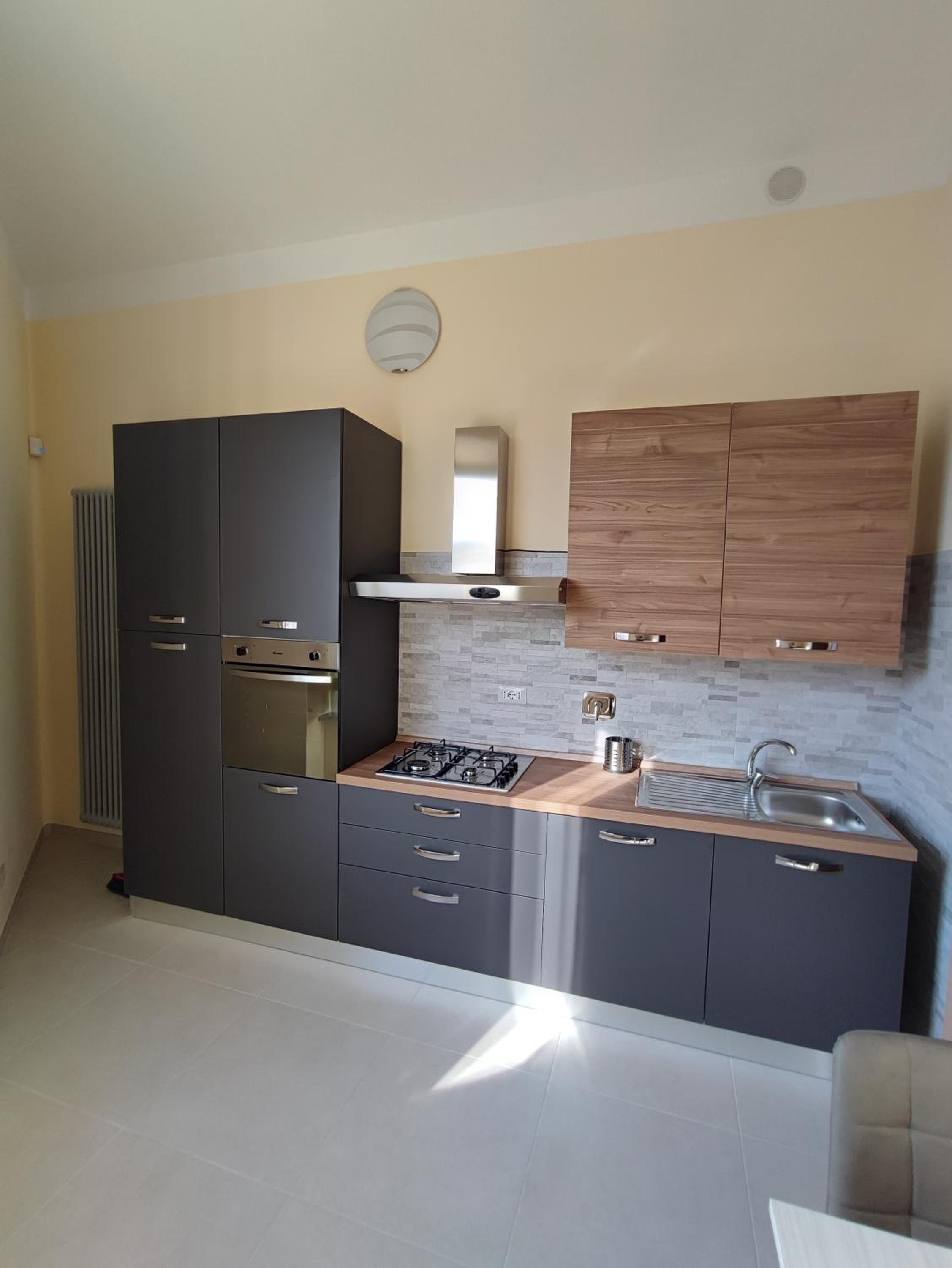 Two-Bedroom Apartment - Photo 12