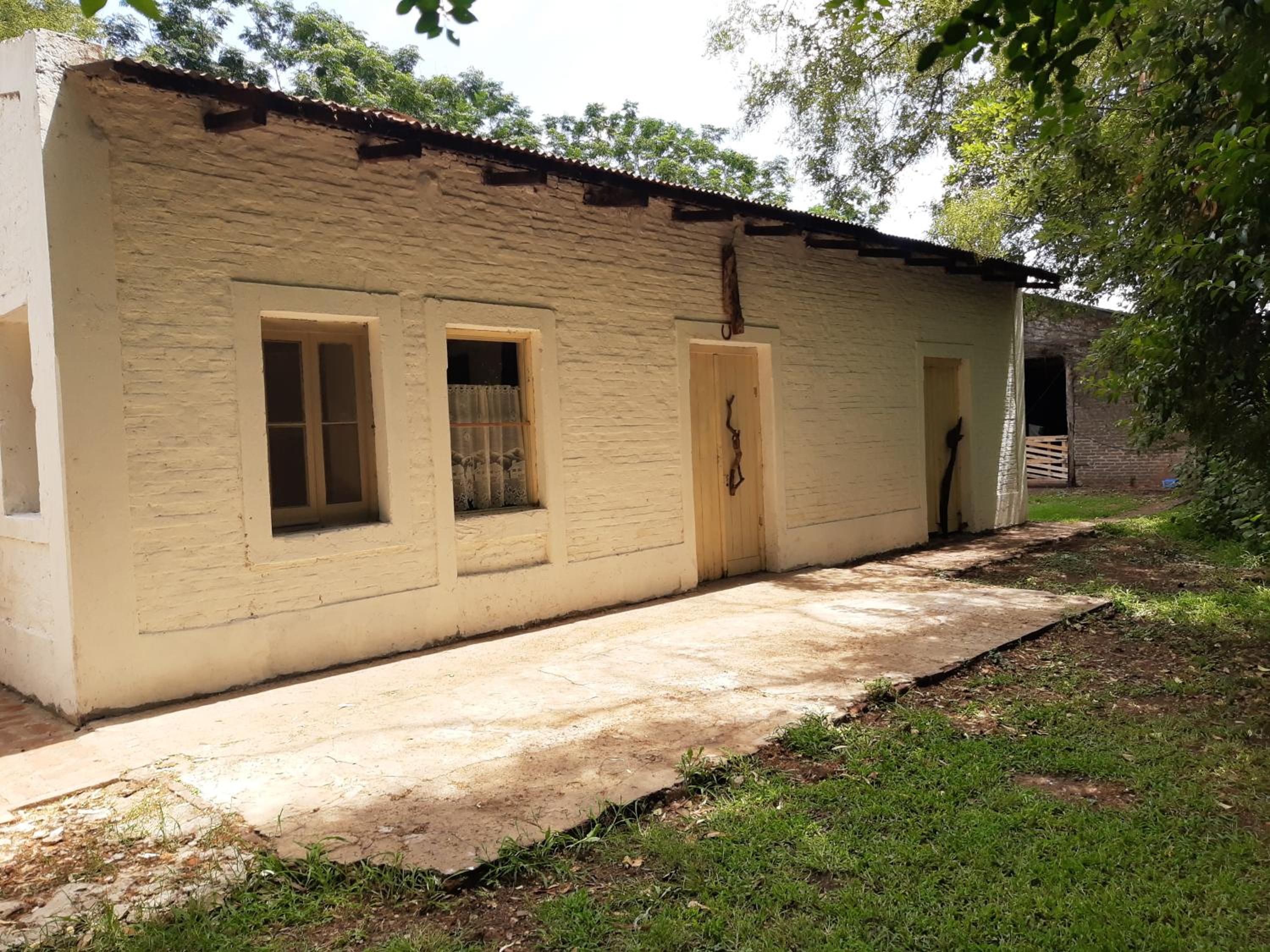 One-Bedroom House photo 2