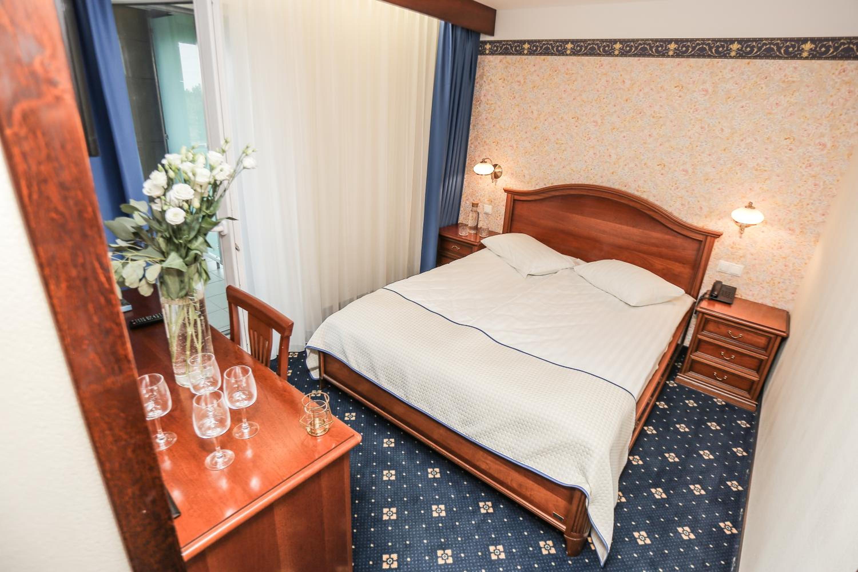 Double Room with Sea View - Photo 1