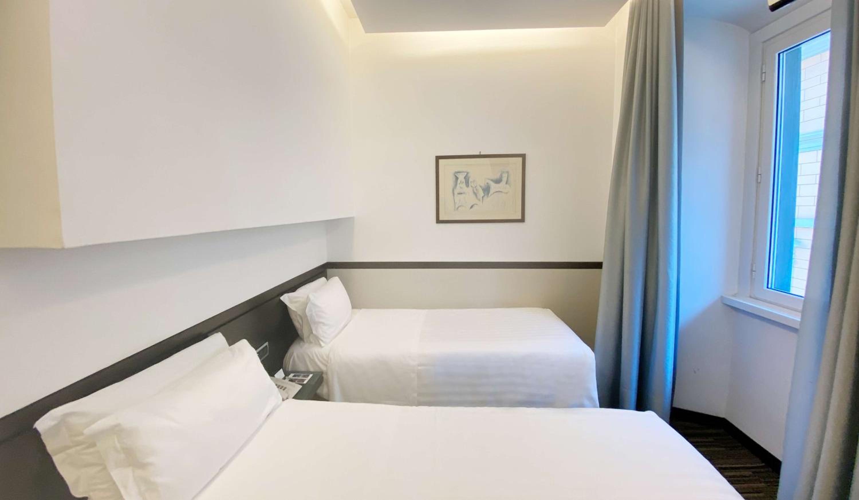 Comfort Twin Room - Photo 6