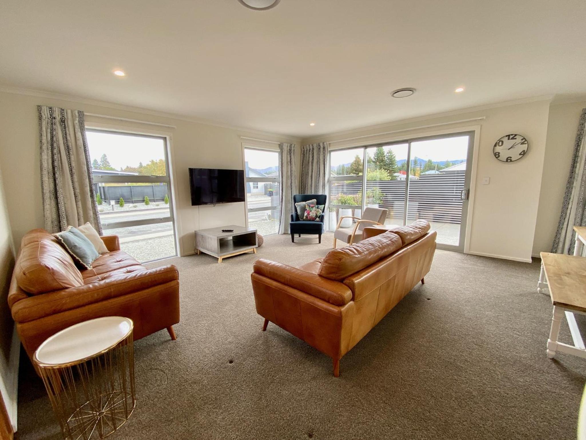 Three-Bedroom Vacation Home  photo 3