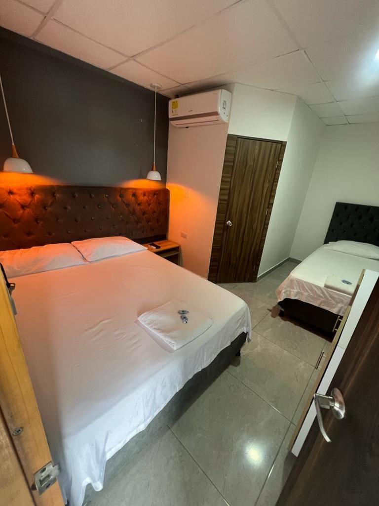 Basic Triple Room photo 1