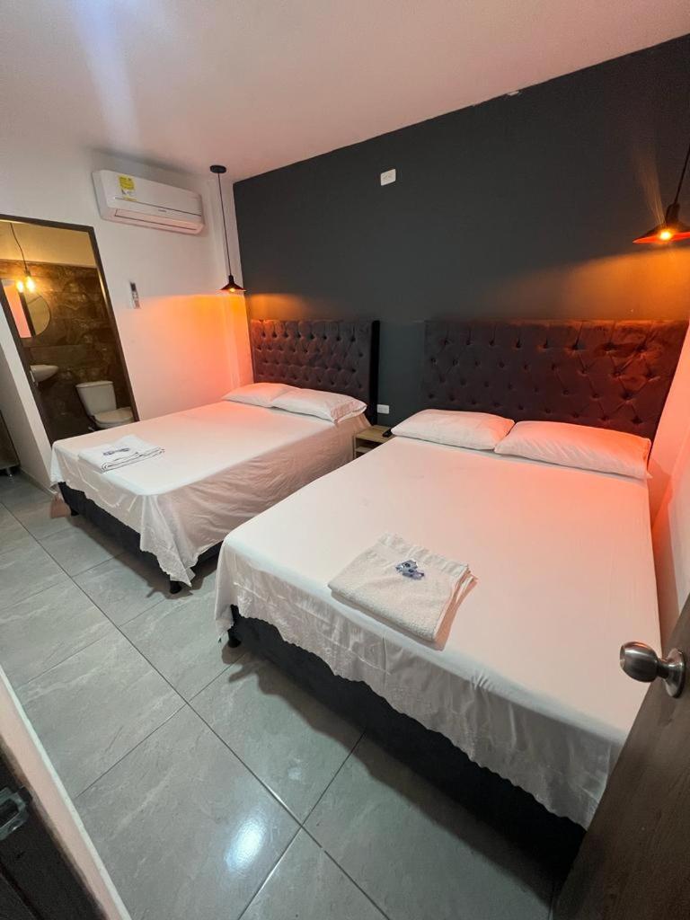 Quadruple Room with Private Bathroom photo 2