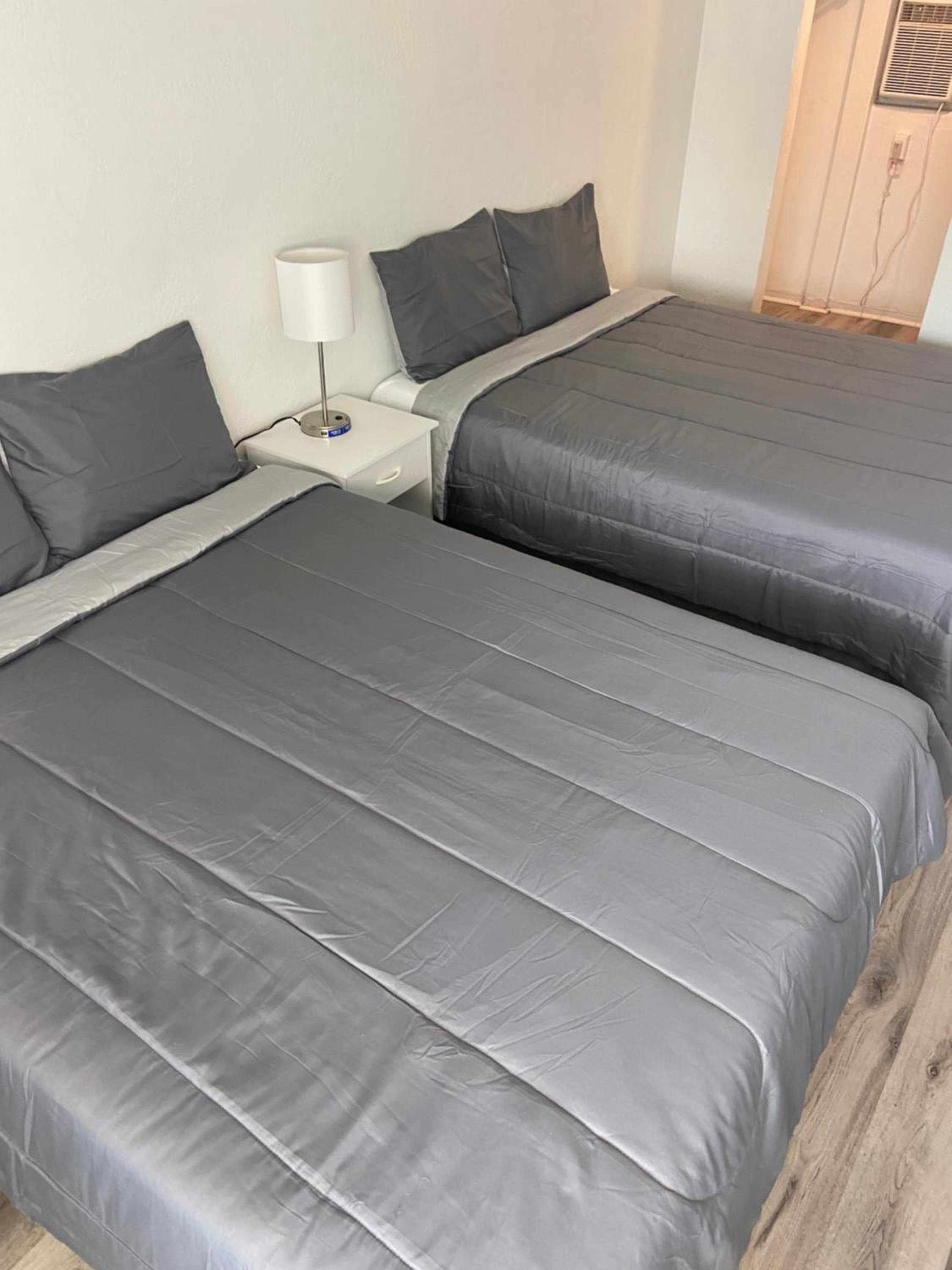 Economy Double Room - Photo 5