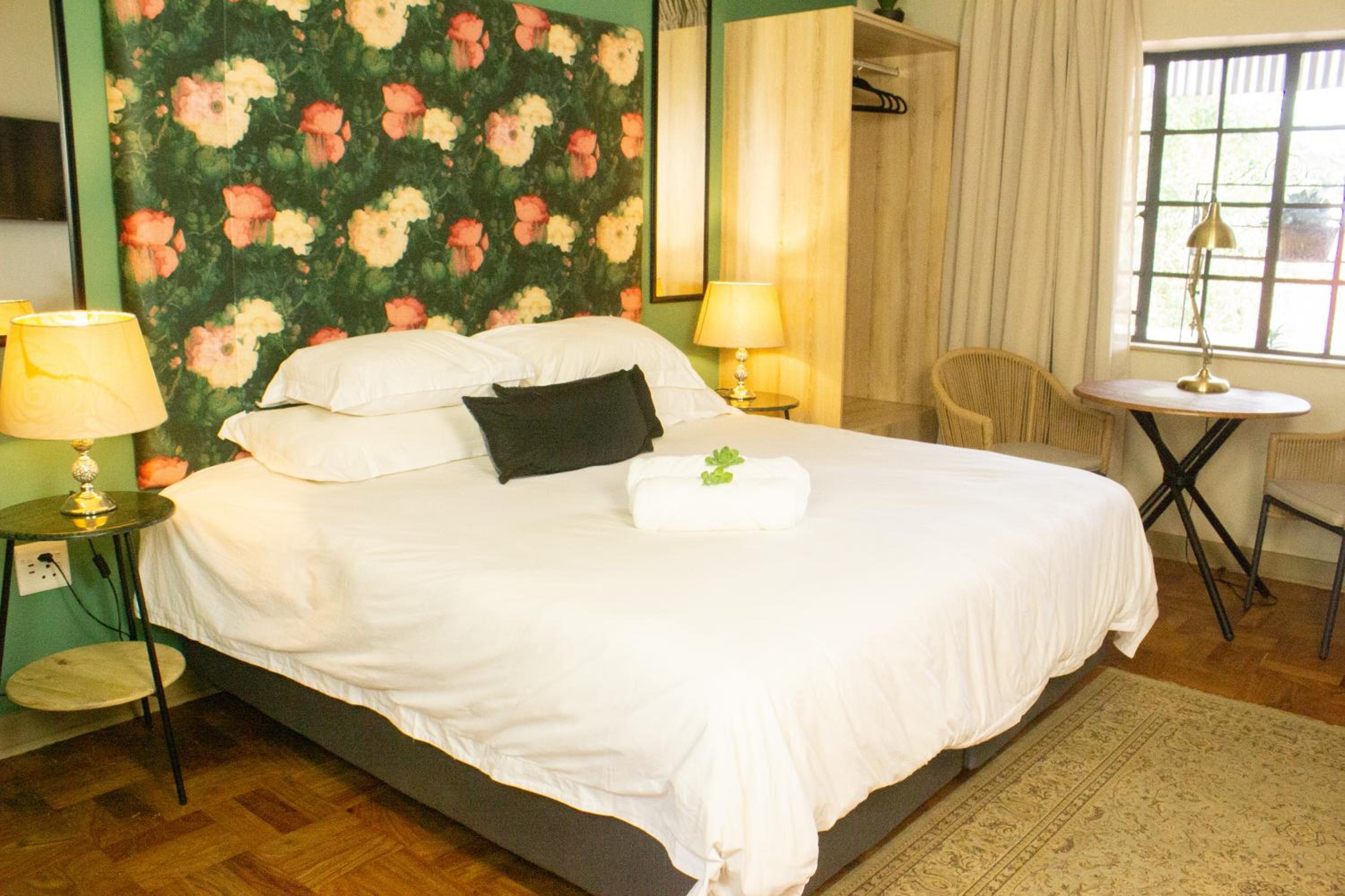 Deluxe Queen Room photo 1