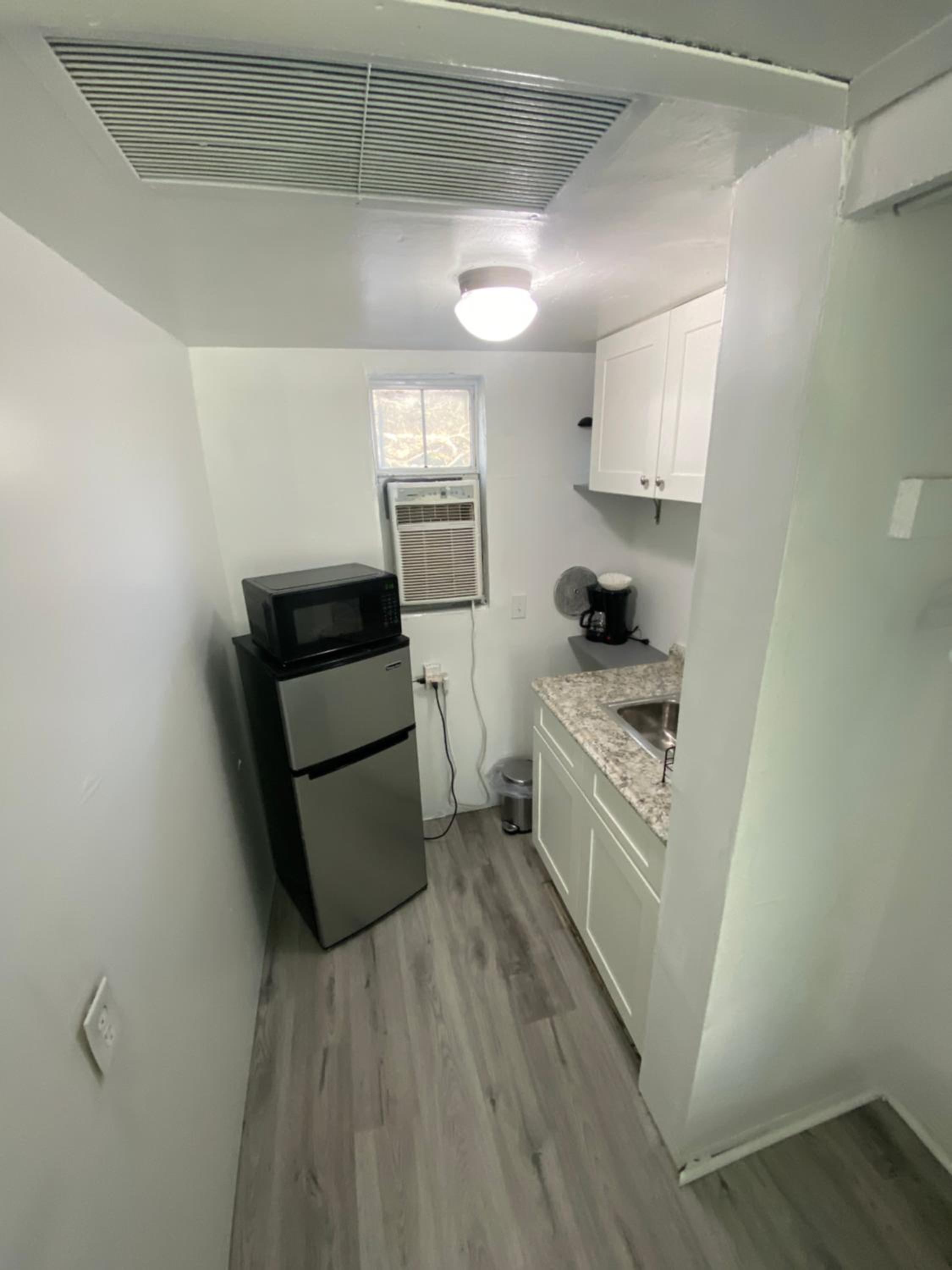Double Room - Photo 6