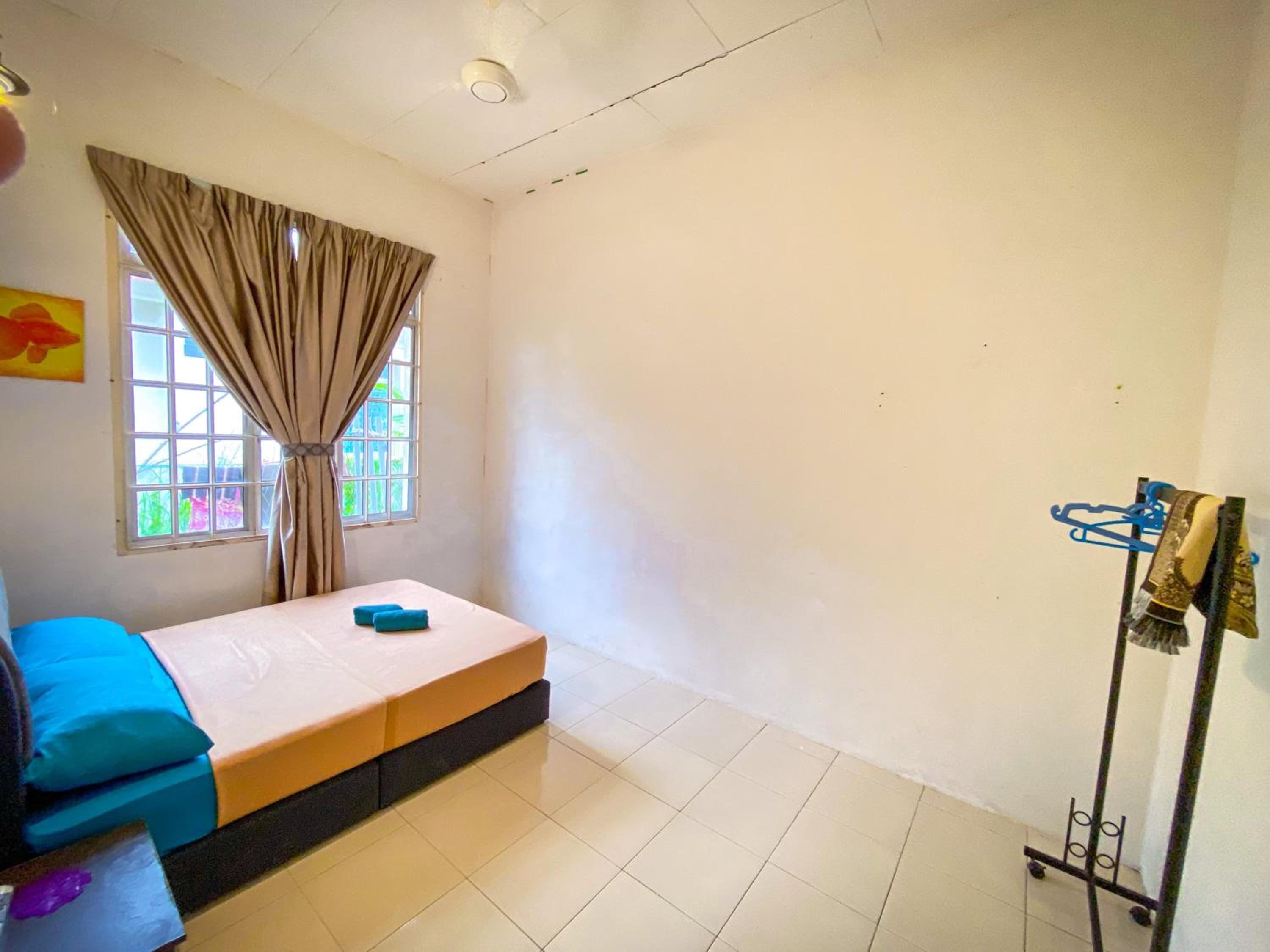 Two-Bedroom House photo 2
