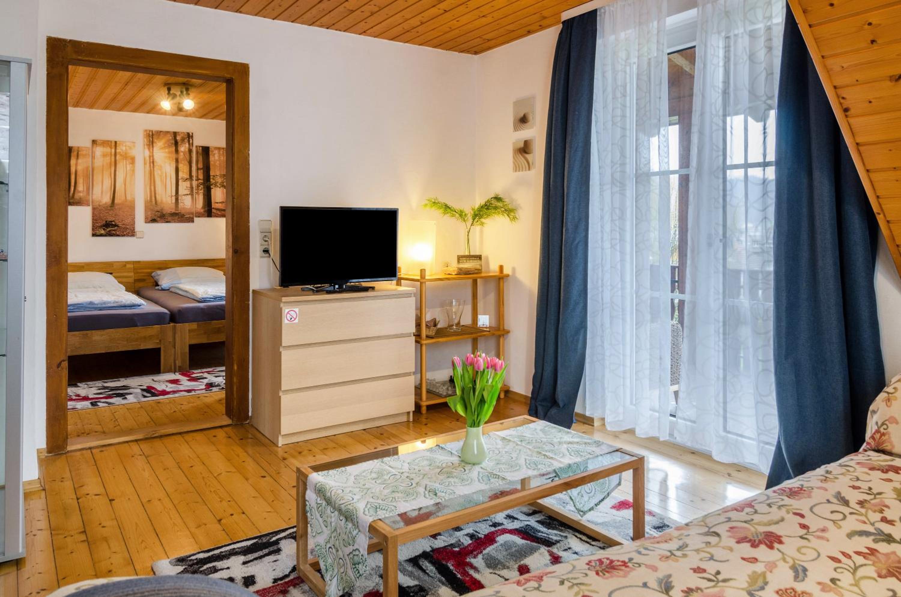 Two-Bedroom Deluxe Apartment with Garden View photo 1