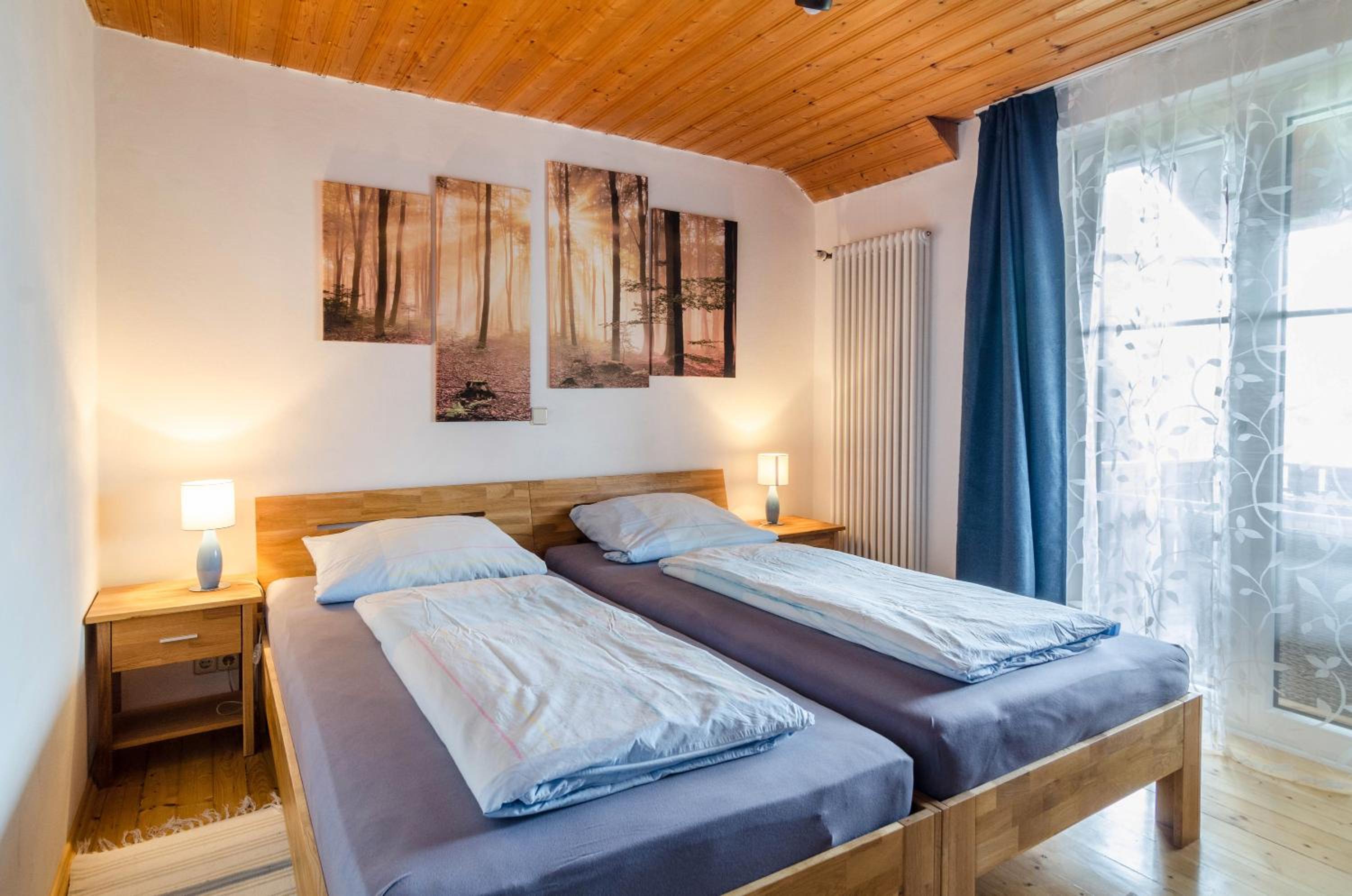 Two-Bedroom Deluxe Apartment with Garden View photo 2