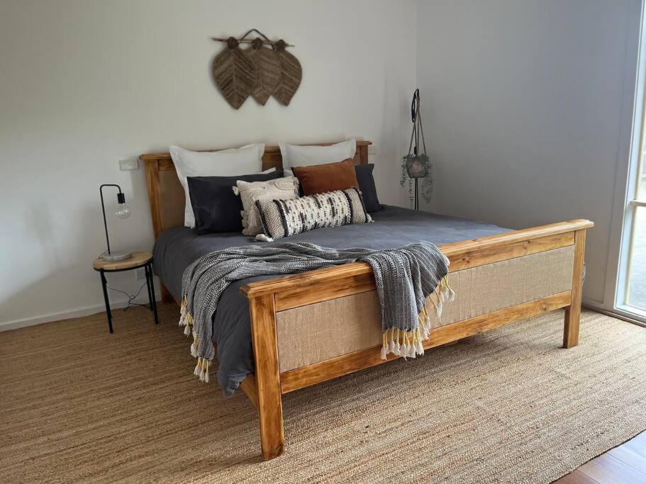 Three-Bedroom House photo 1