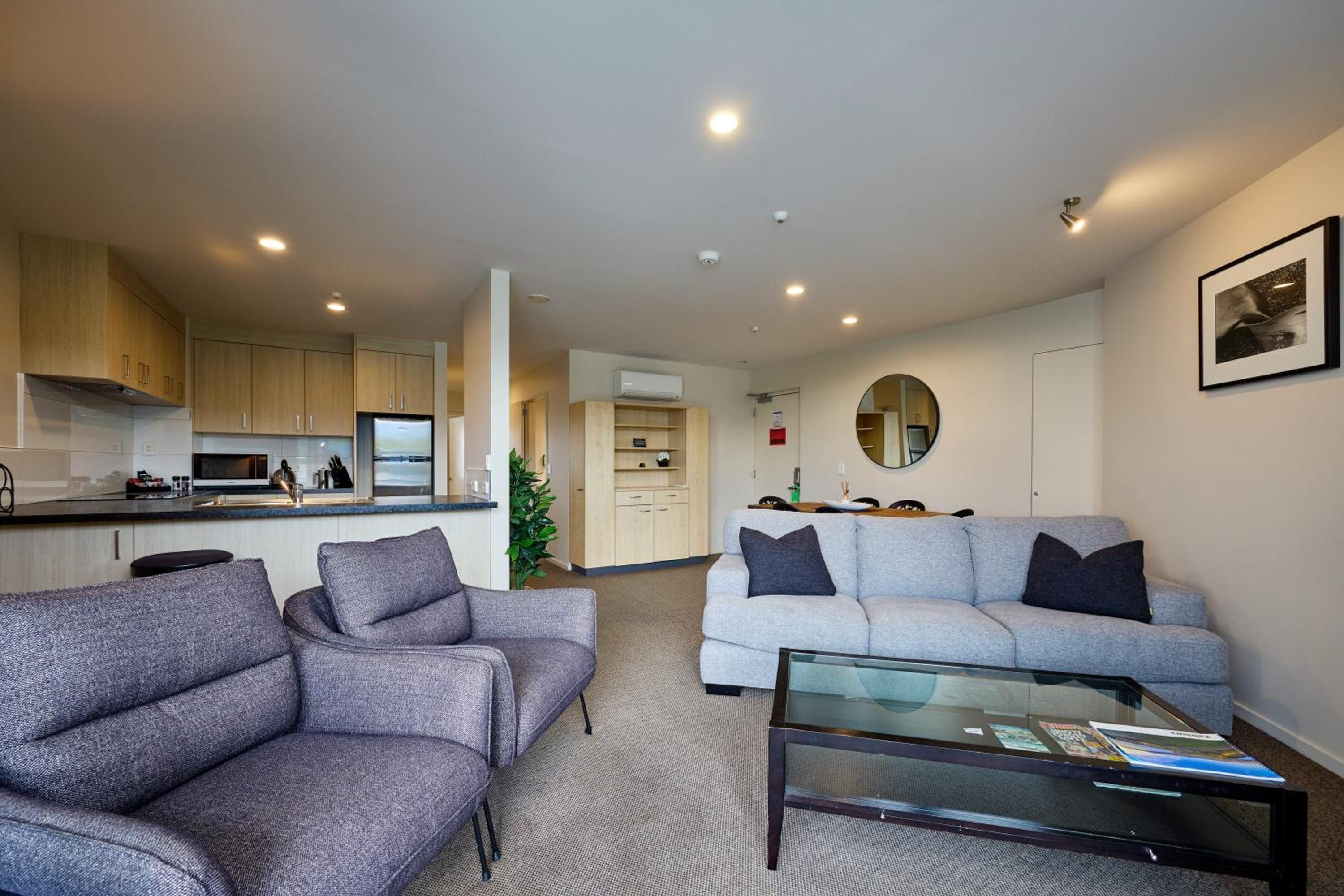 Deluxe Apartment with Elevator Access - Photo 1