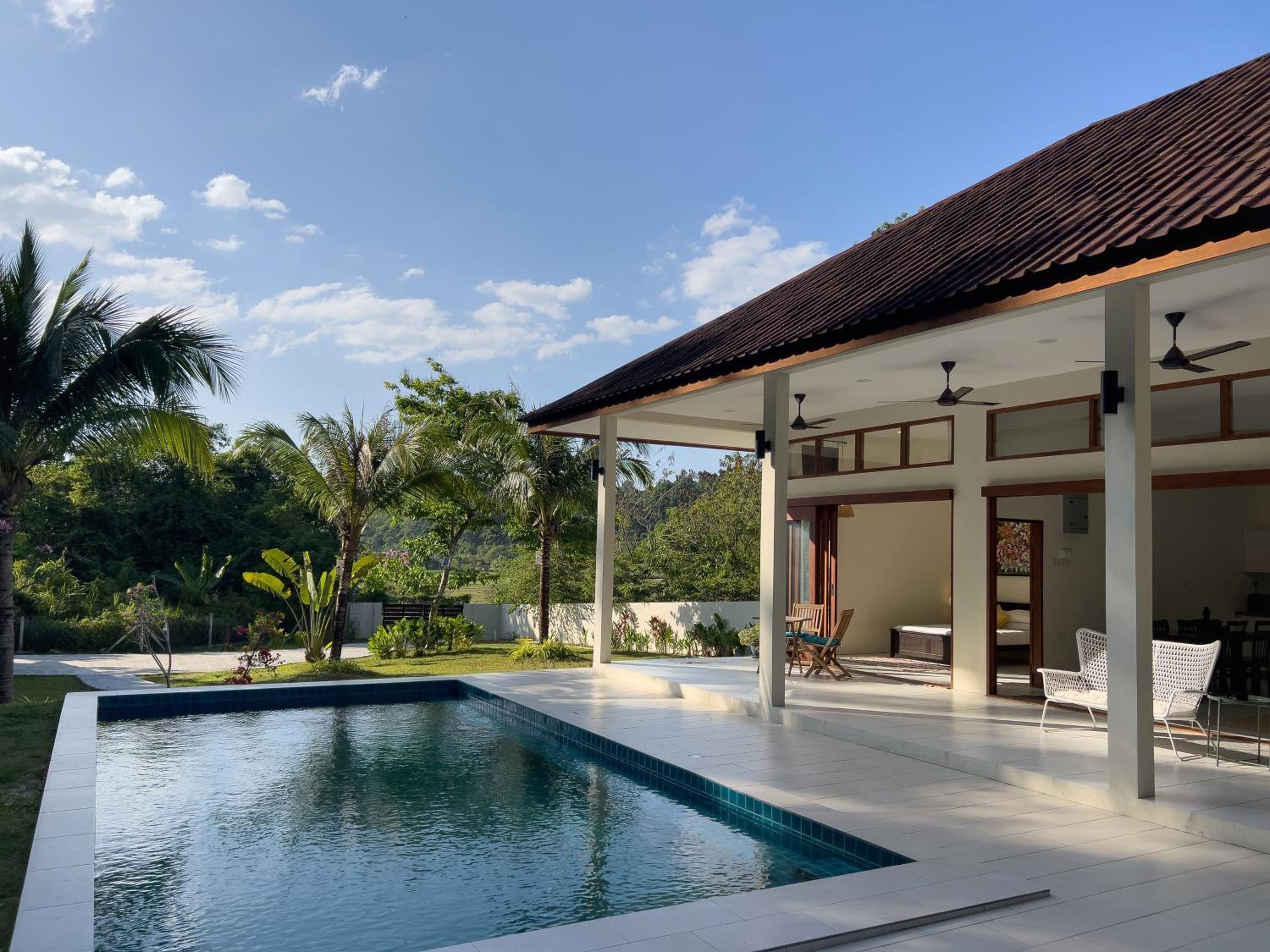 Three-Bedroom Villa photo 1