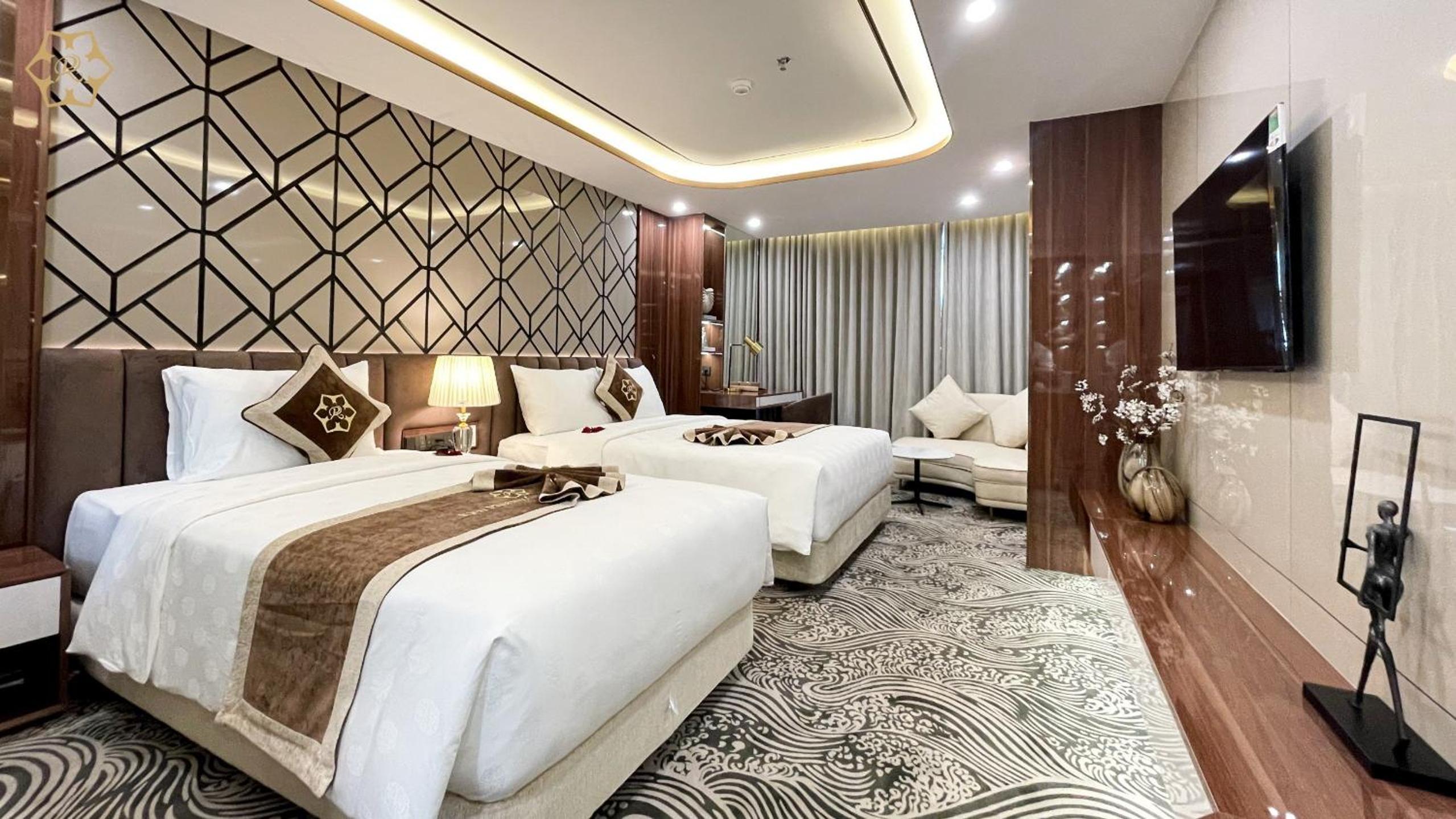 Large Twin Room