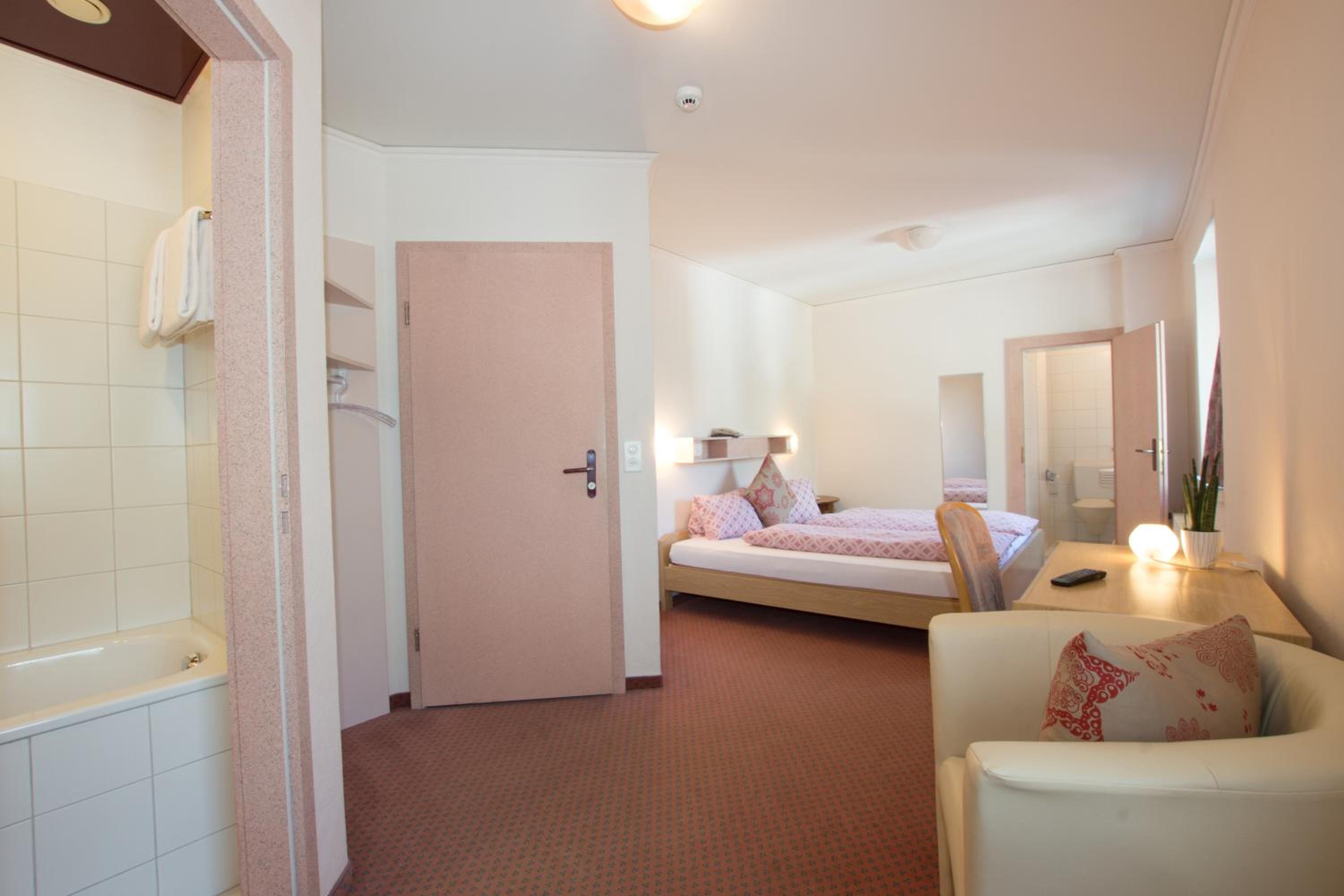 Superior Double Room - Photo 3