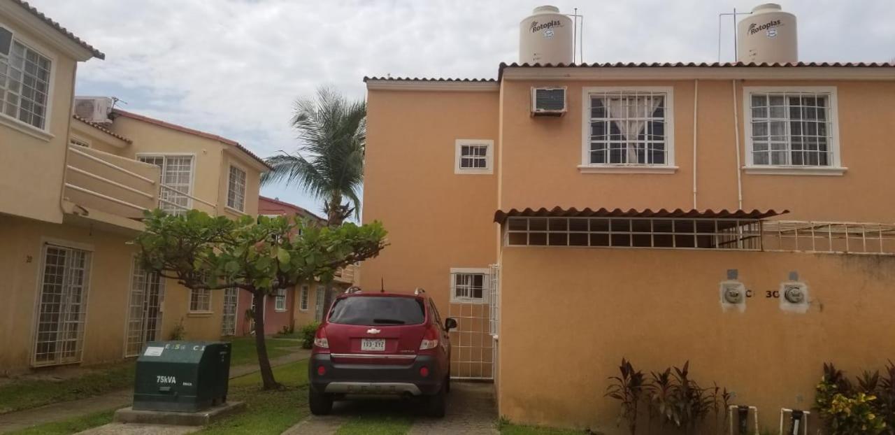 Three-Bedroom House photo 2
