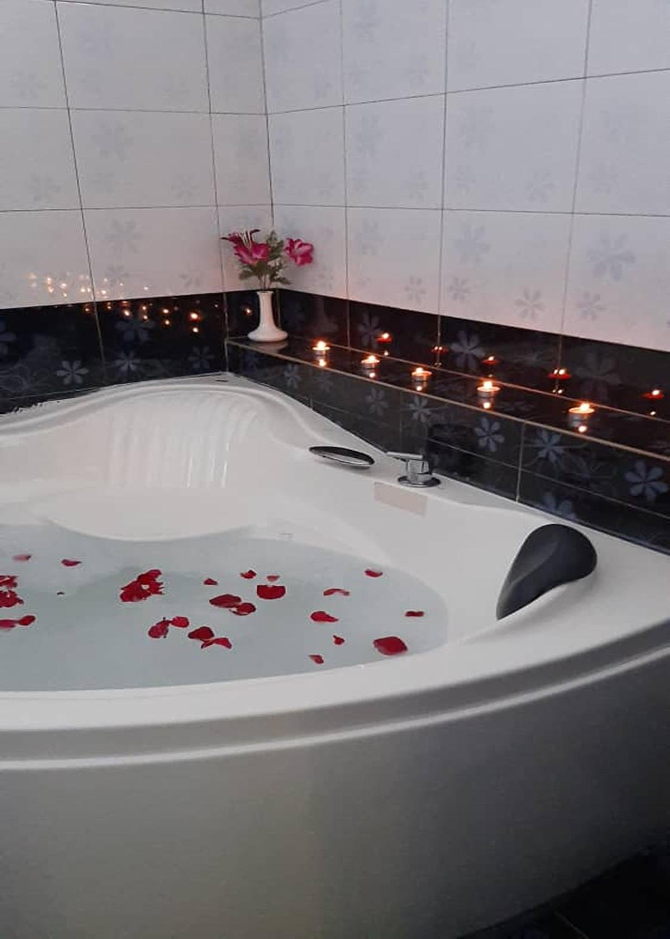 Deluxe Suite - Photo 17