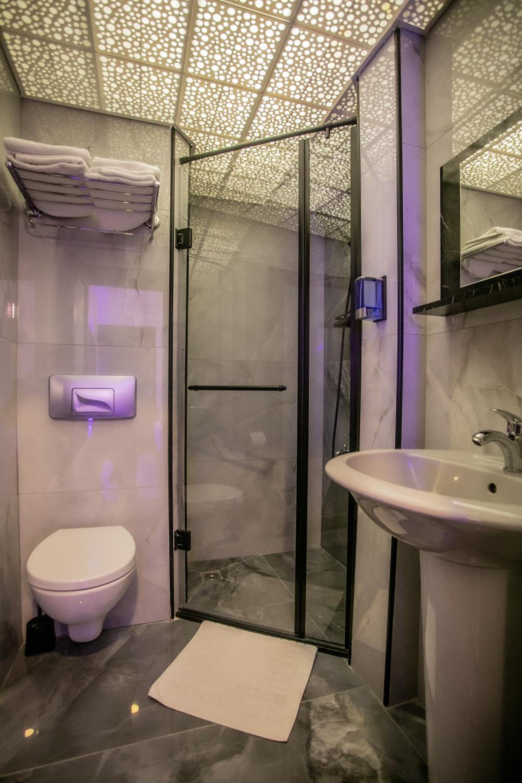 Budget Single Room photo 2