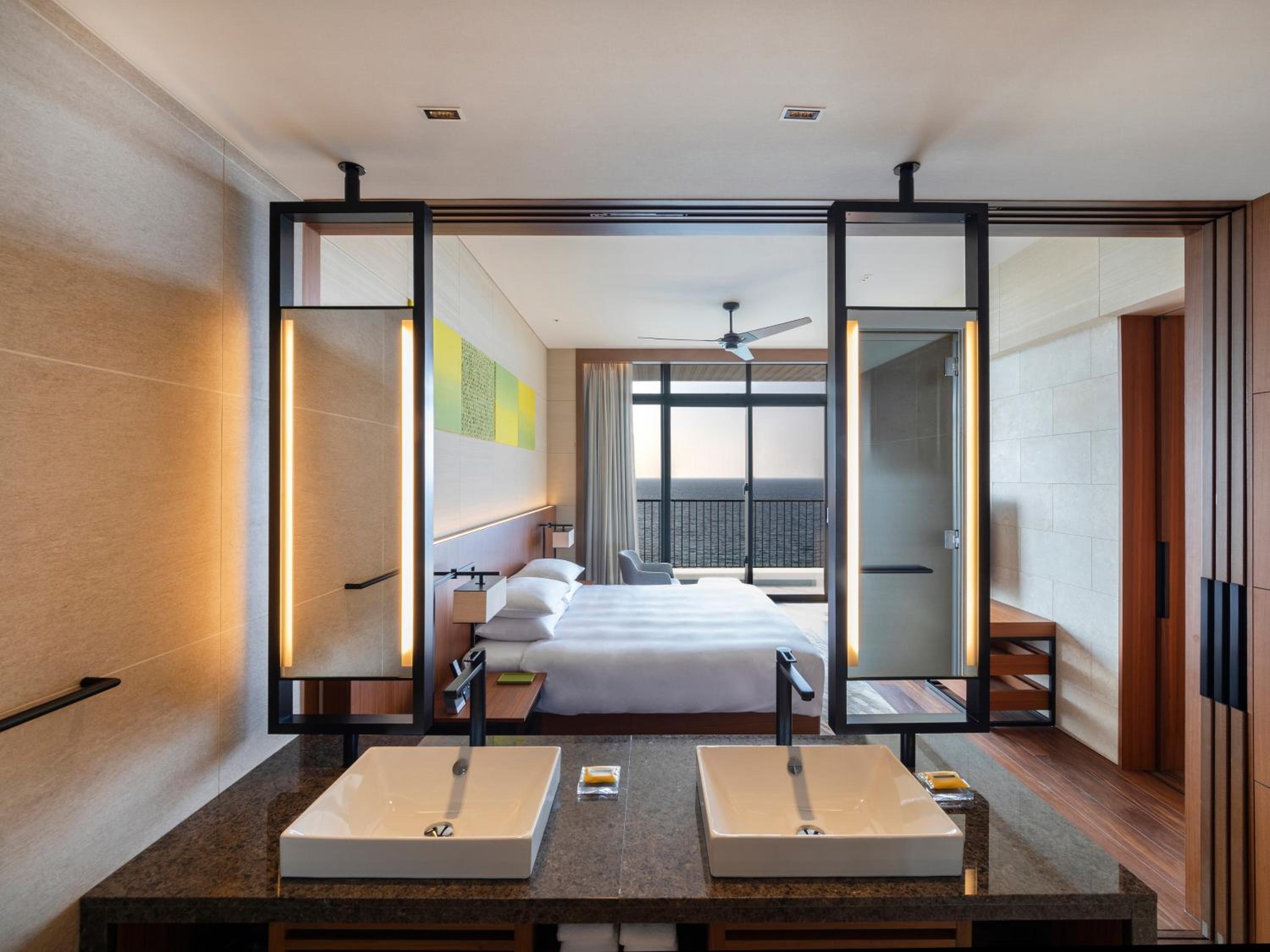 King Suite with One King Bed - Photo 8