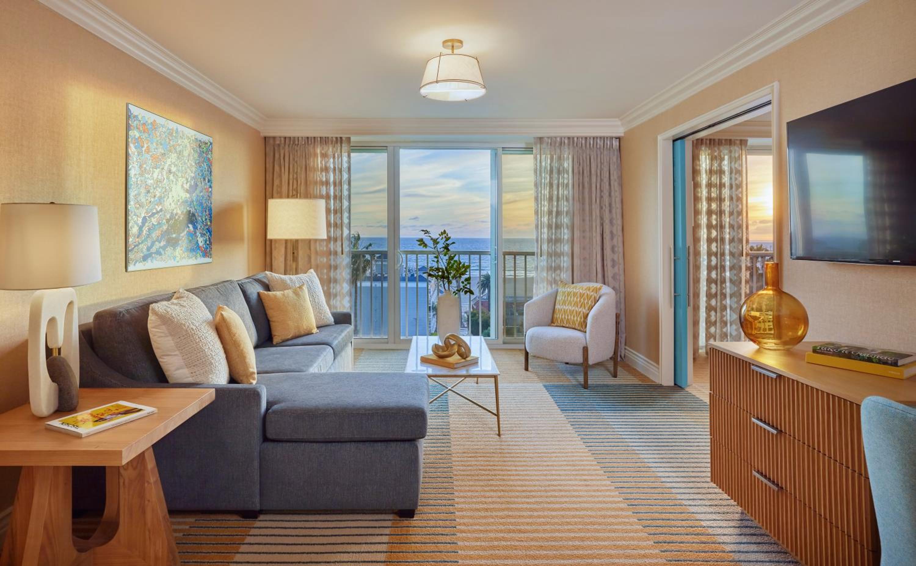 Palmetto King Suite