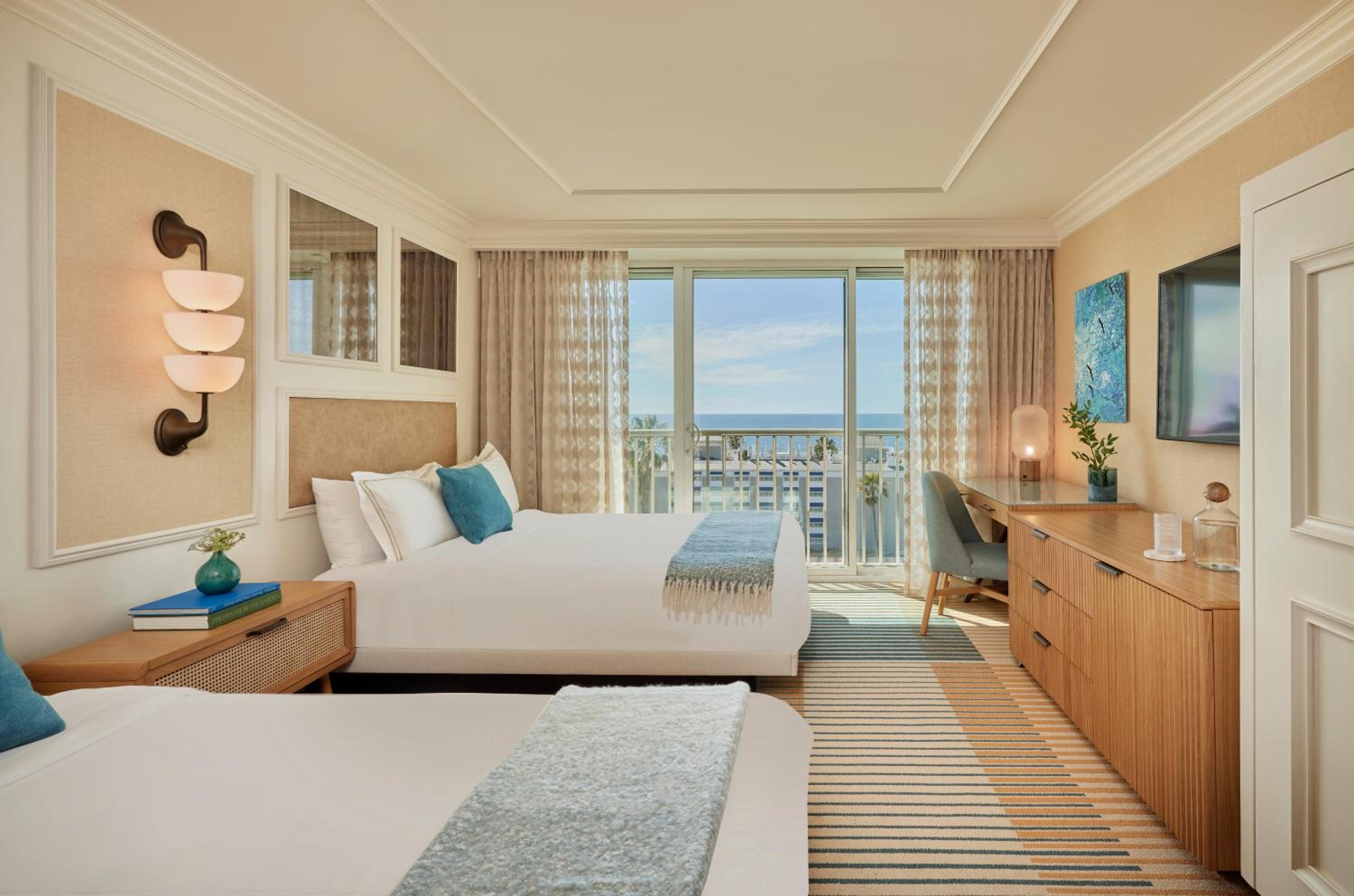 Ocean View Two Queens