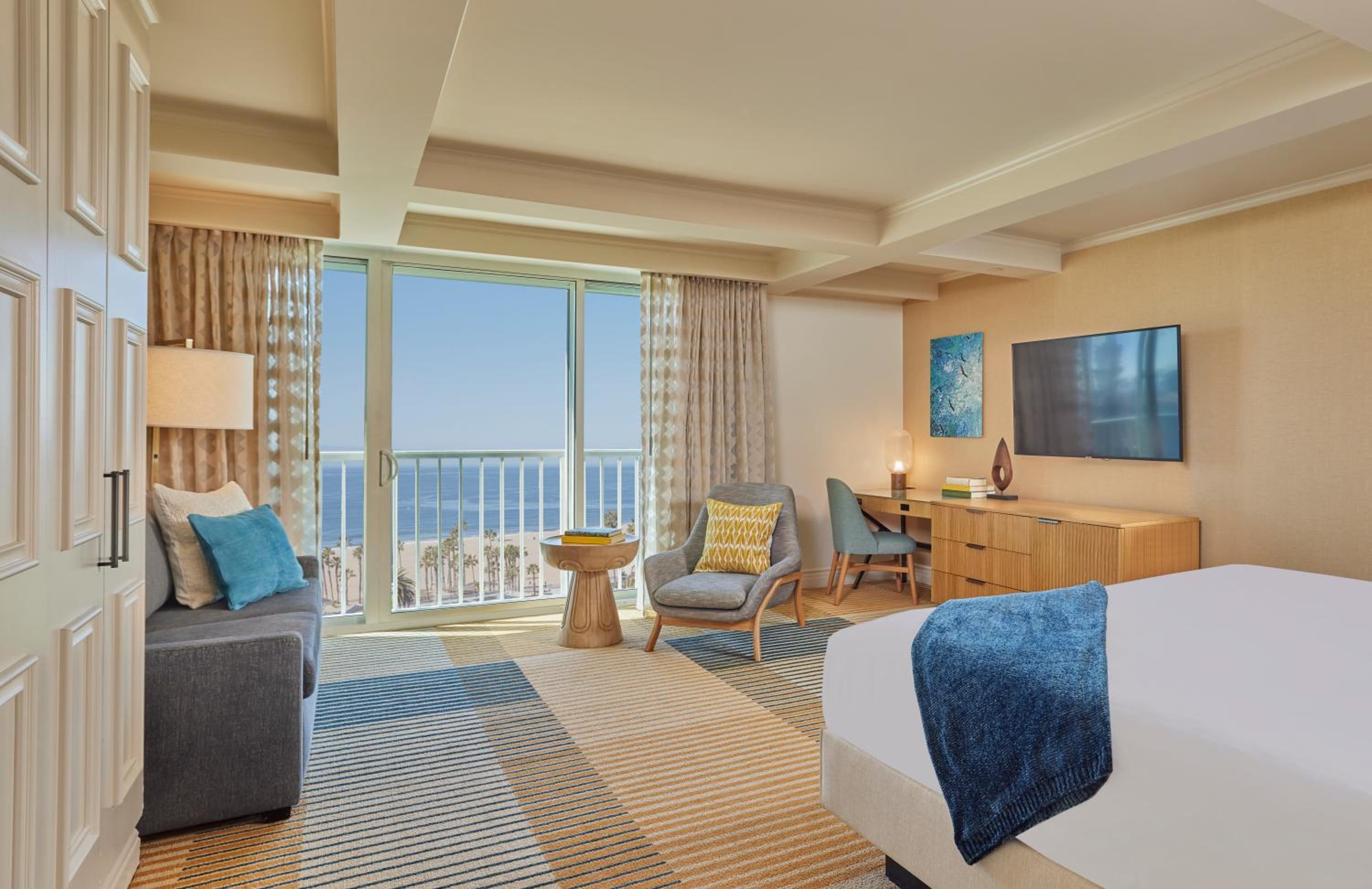 Ocean View Junior King Suite