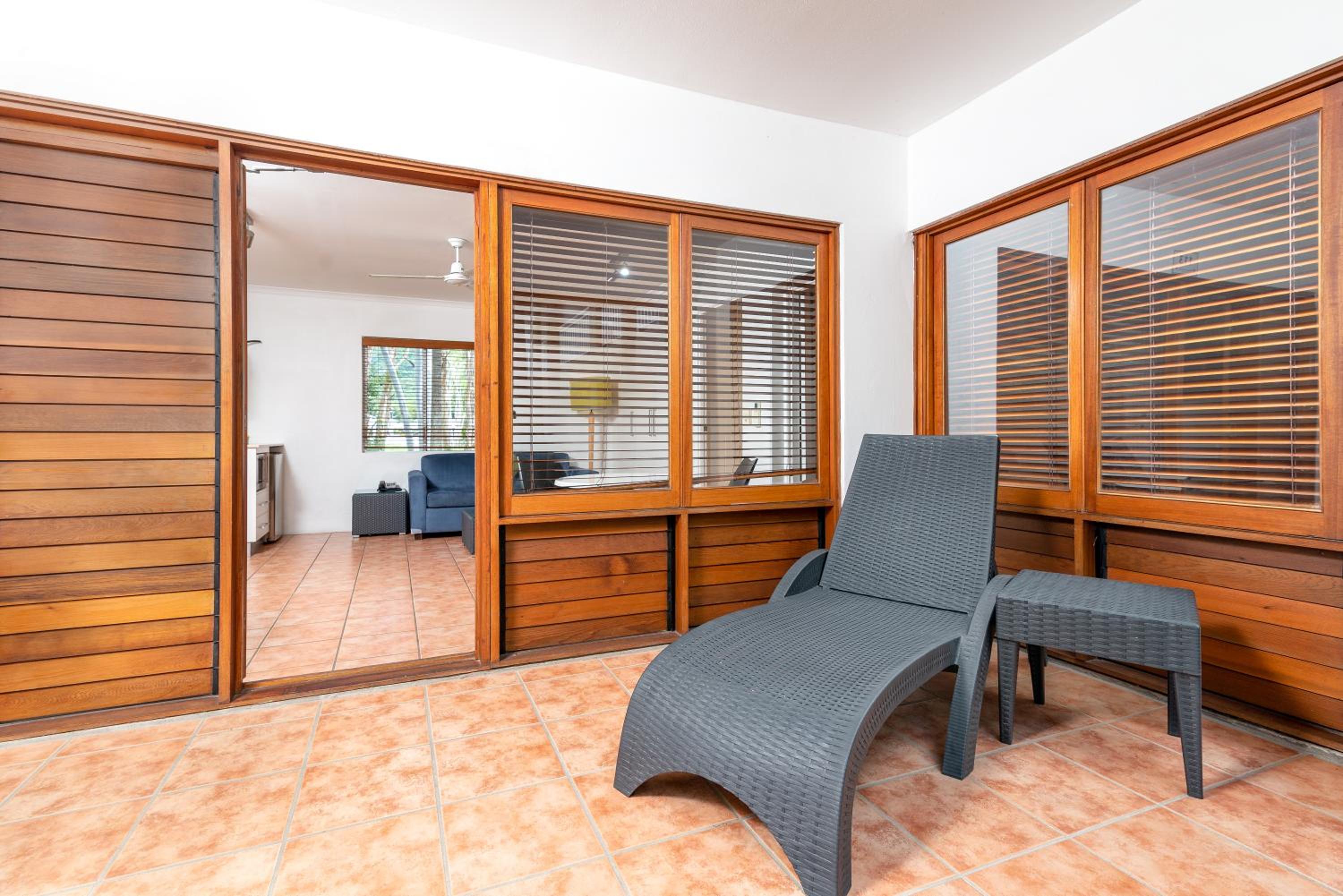 Standard One-Bedroom Suite photo 2