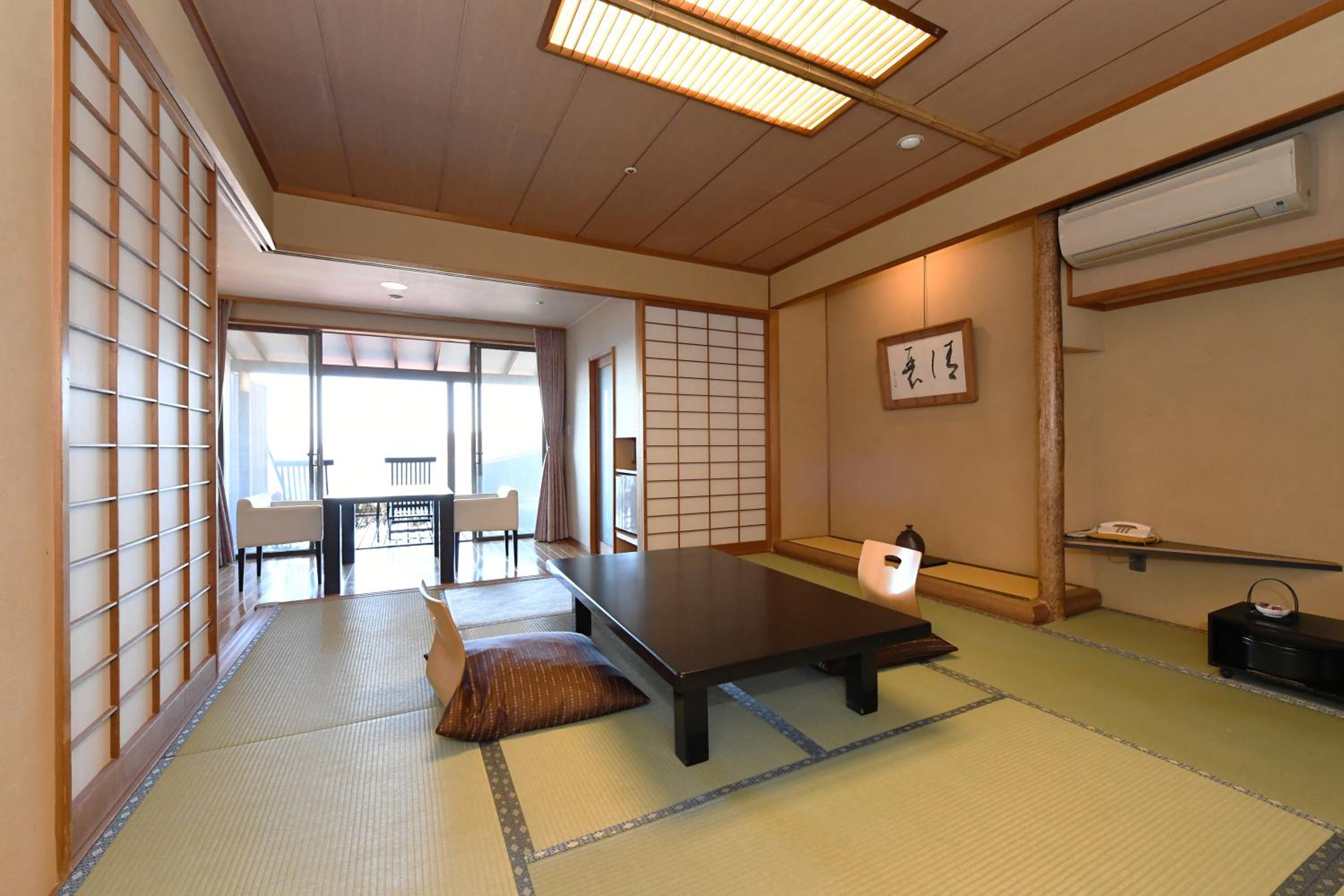 Japanese-Style Room with Private Open-Air Bath(50sqm) photo 3