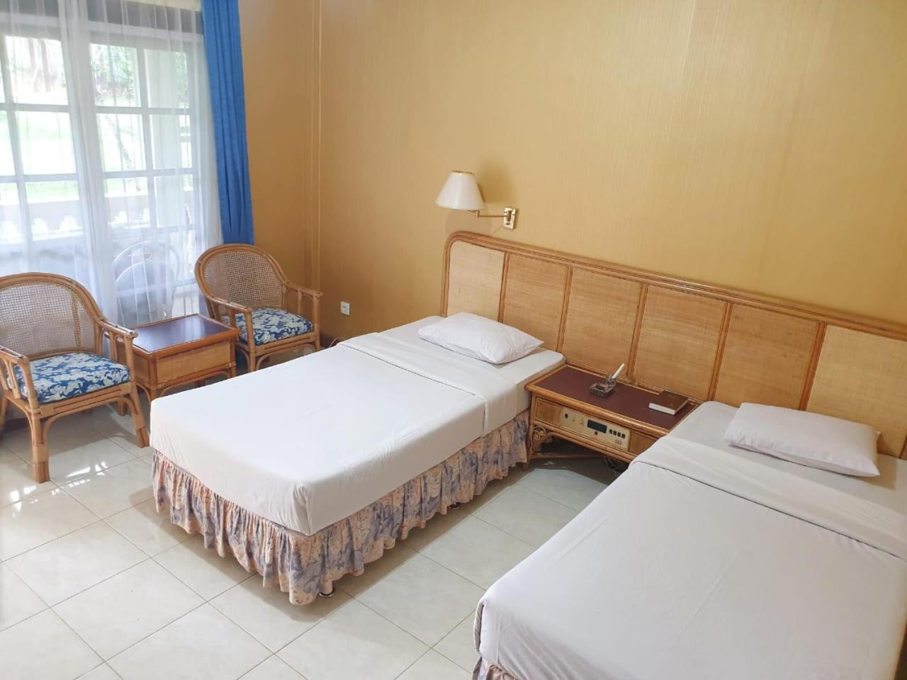 Double or Twin Room with Shower photo 1