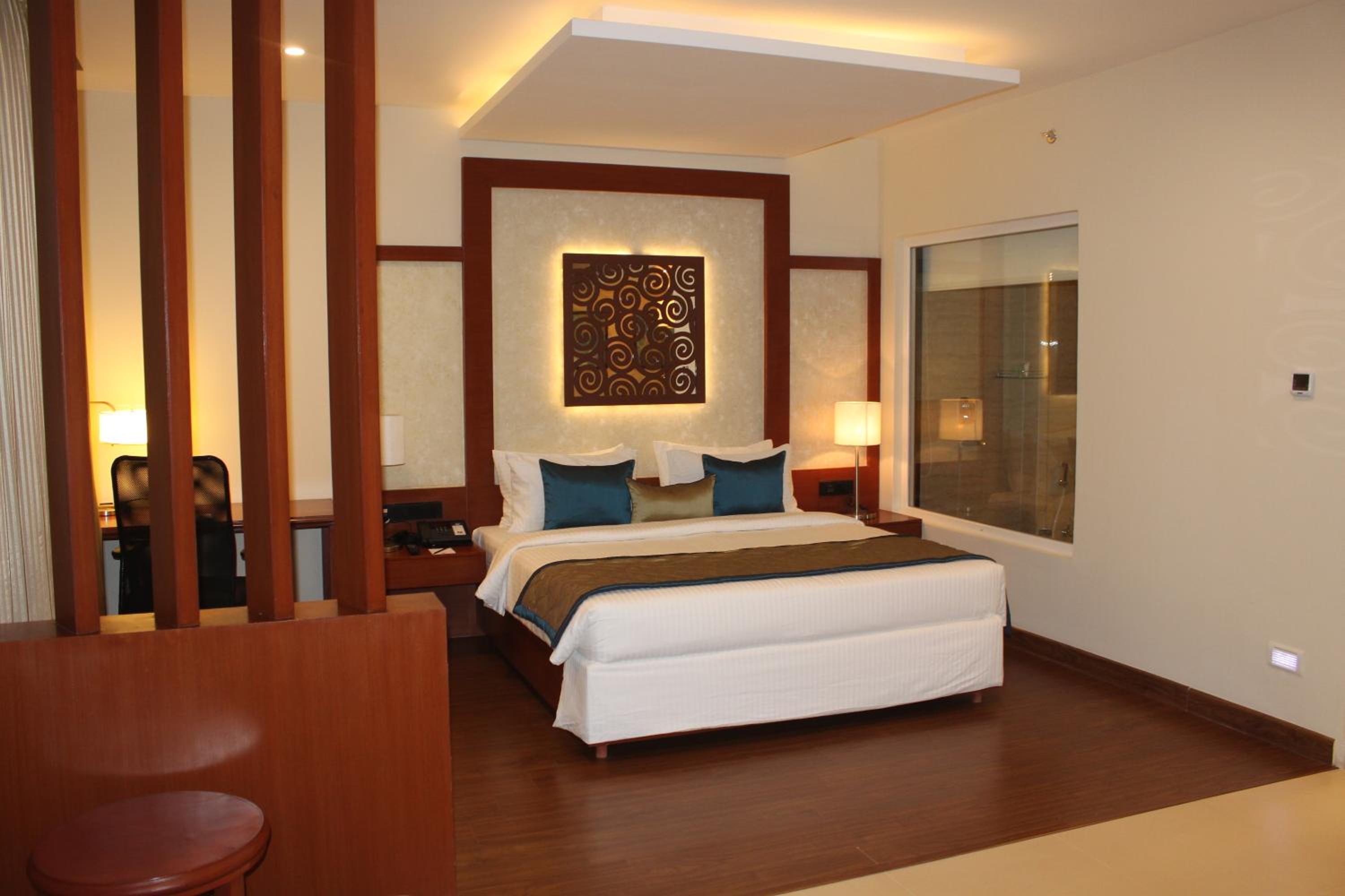 Suite Room - Photo 4