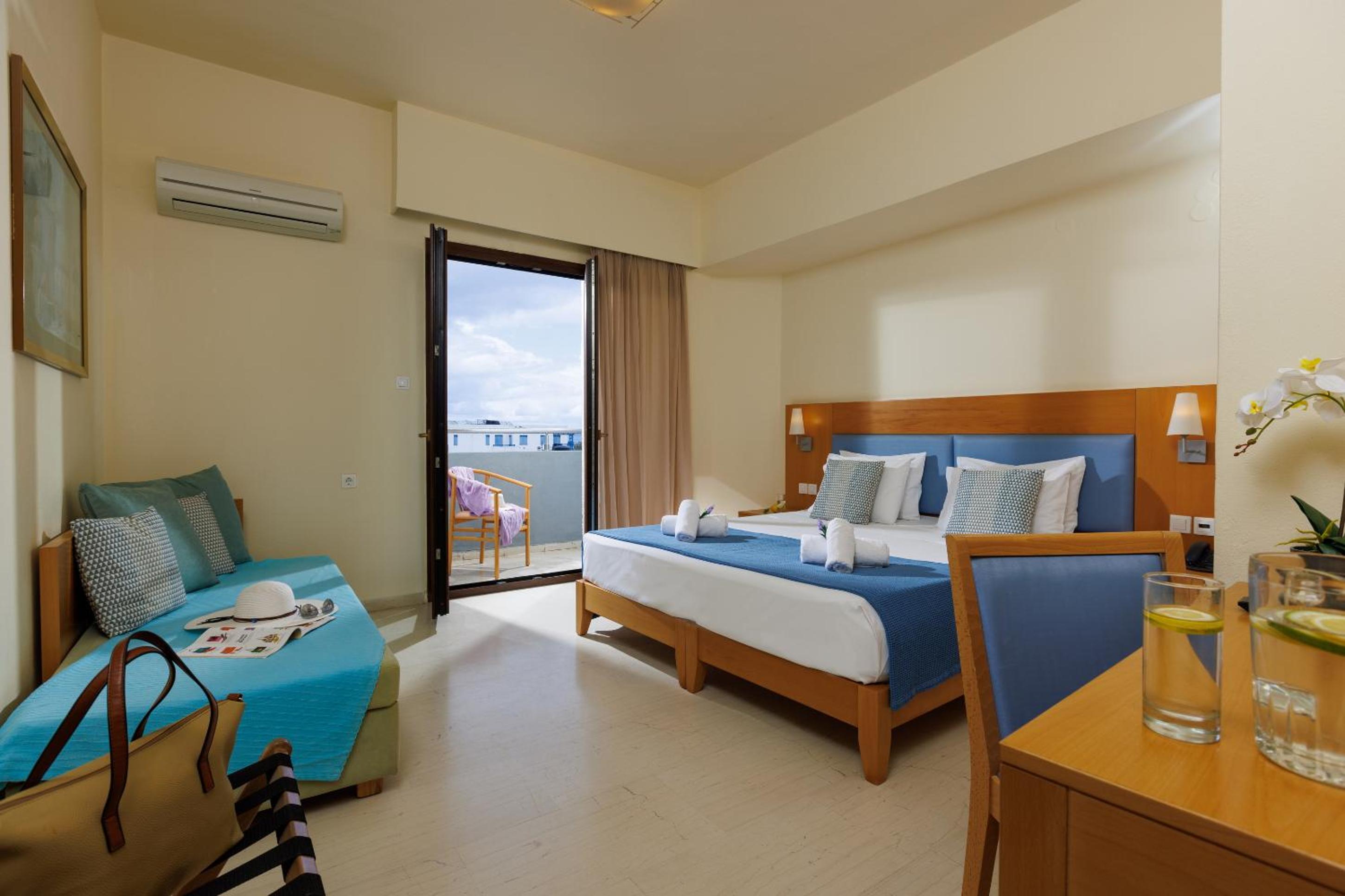 Standard Triple Room photo 1