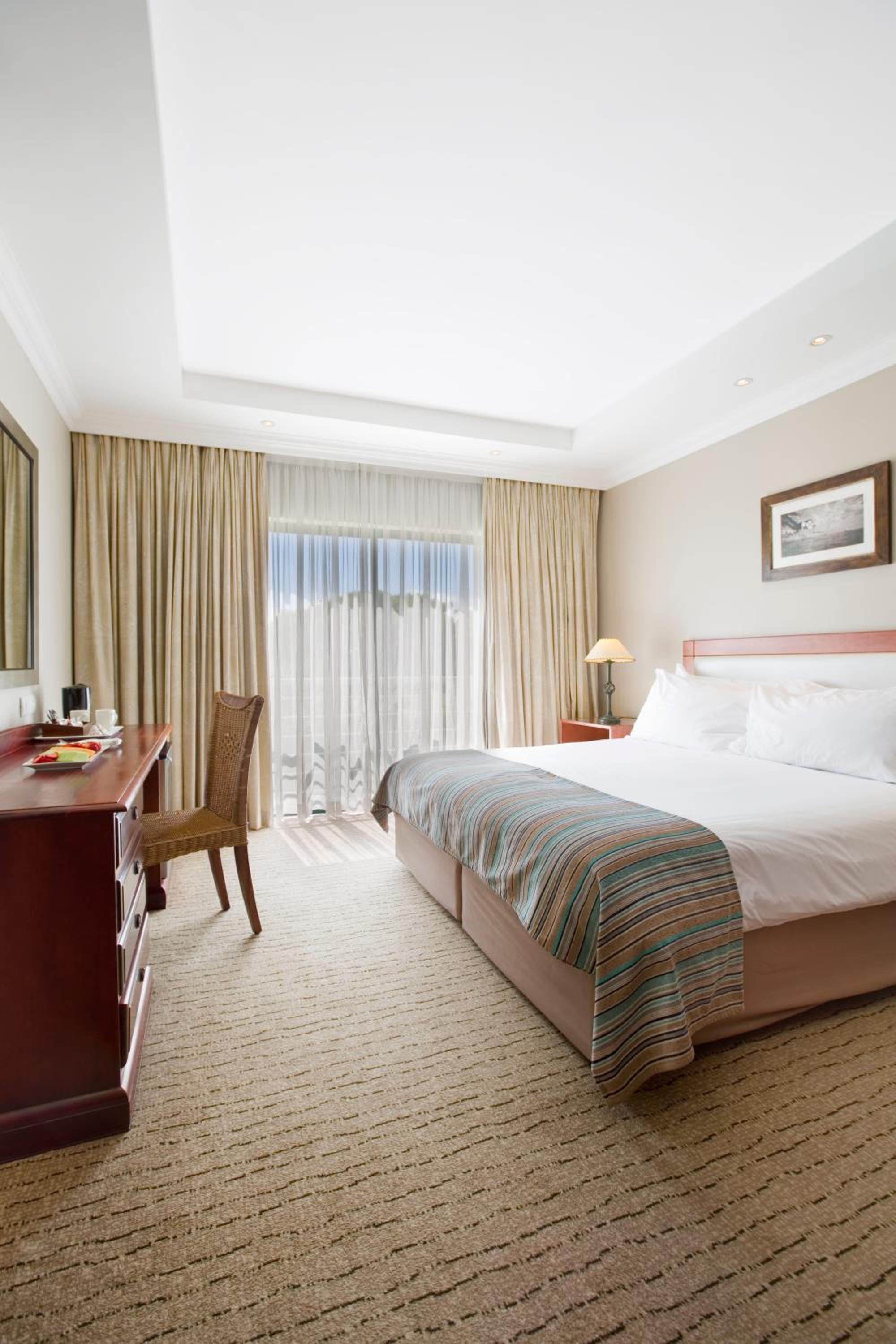 Standard King Room - Photo 1