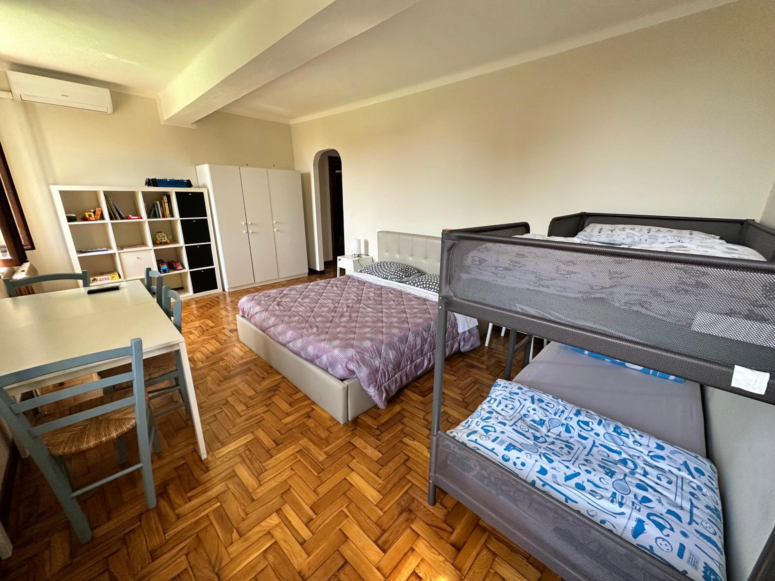 Triple Room - Photo 10