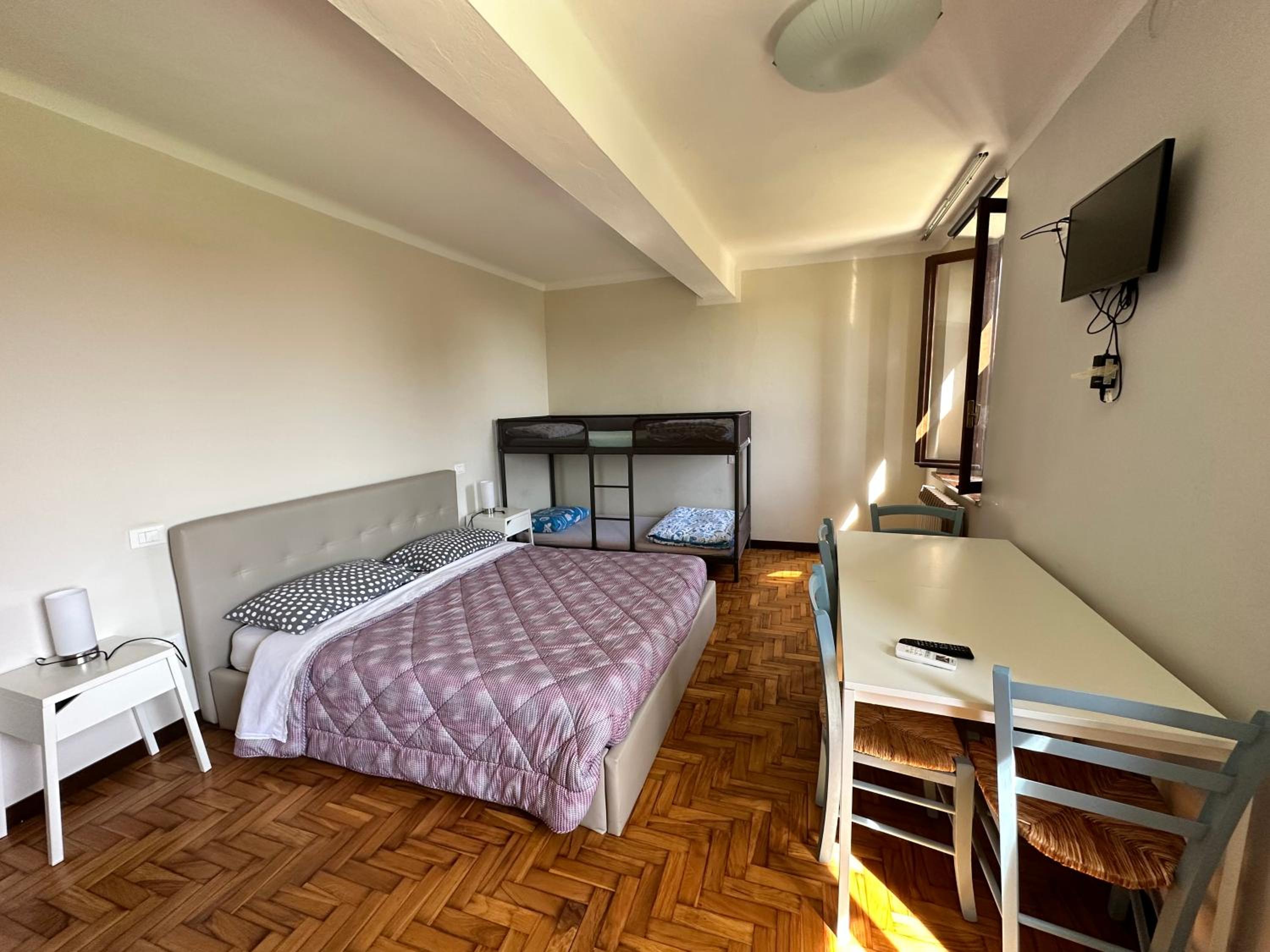Triple Room - Photo 1