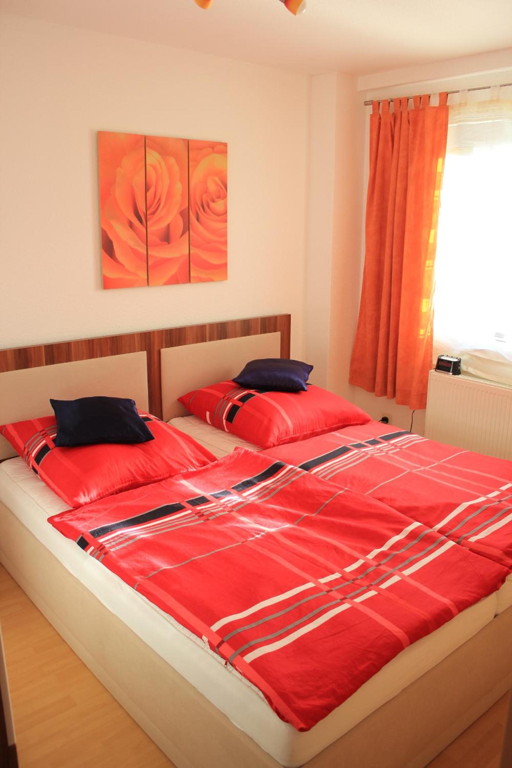 Apartment with Mountain View photo 1