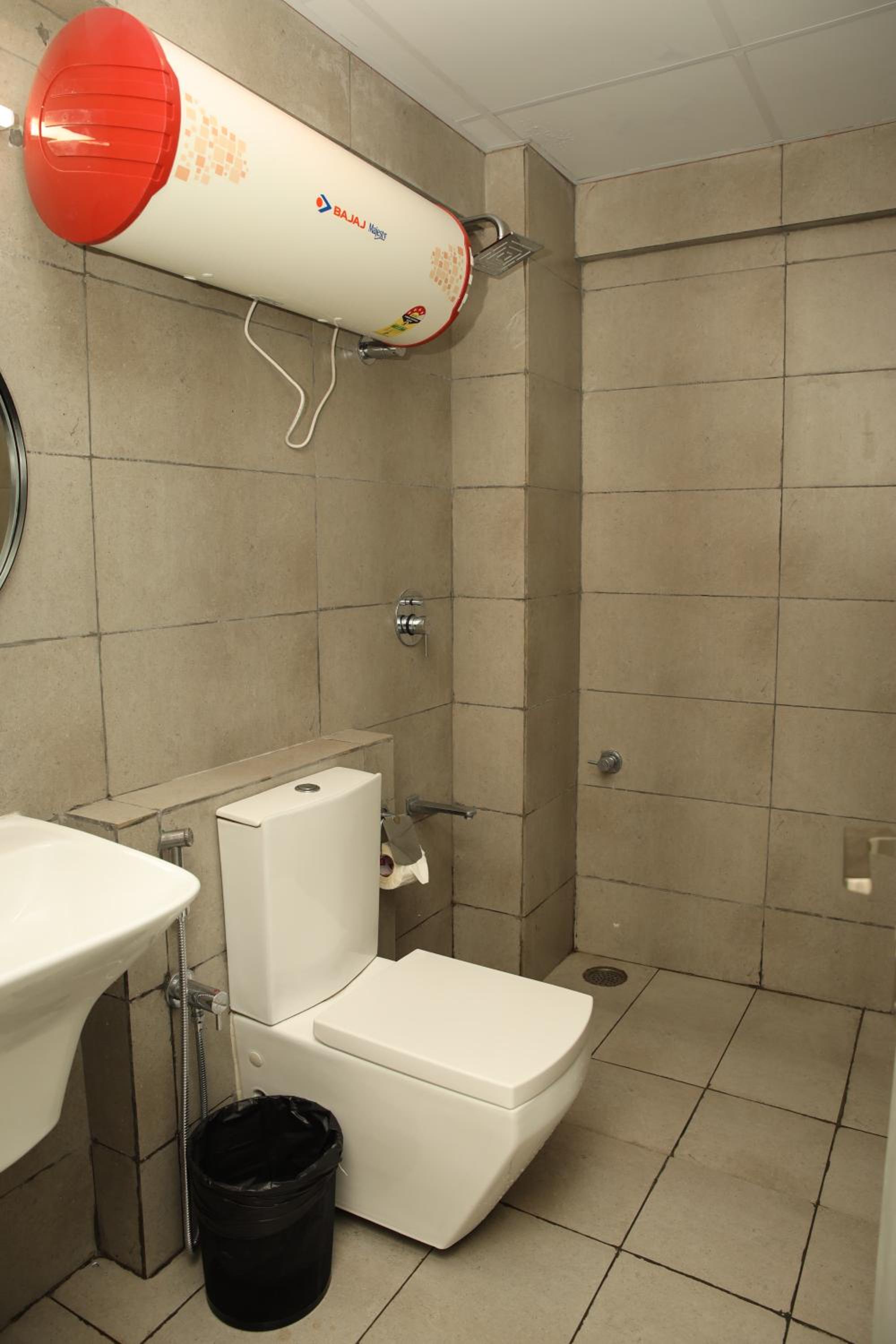 Budget Double Room - Photo 3