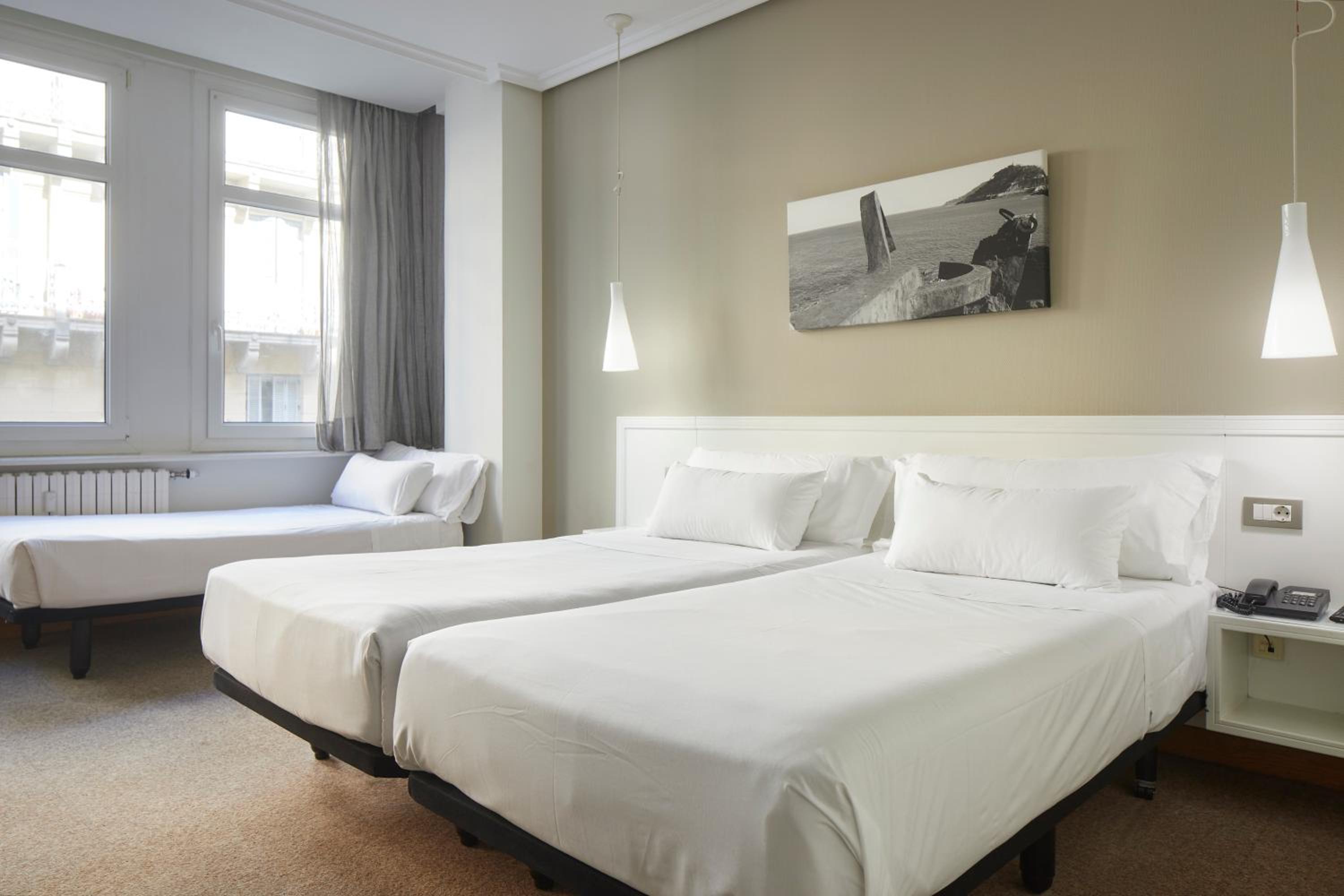 Superior Twin Room photo 2